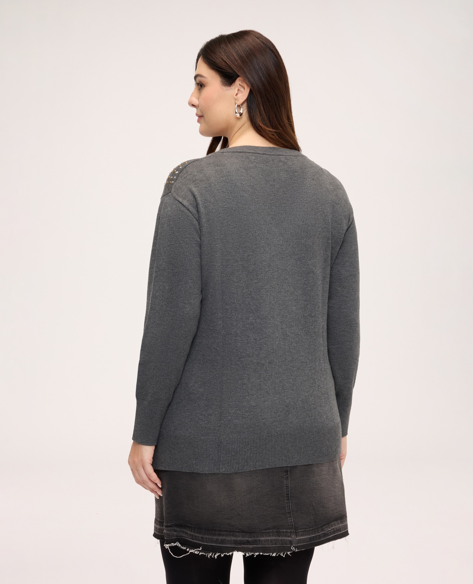 Imagen 2 de Jersey de mujer con aplicaciones joya aplicaciones decorativas en la parte delantera y bordes acanalados - Fiorella Rubino - Gris Gris