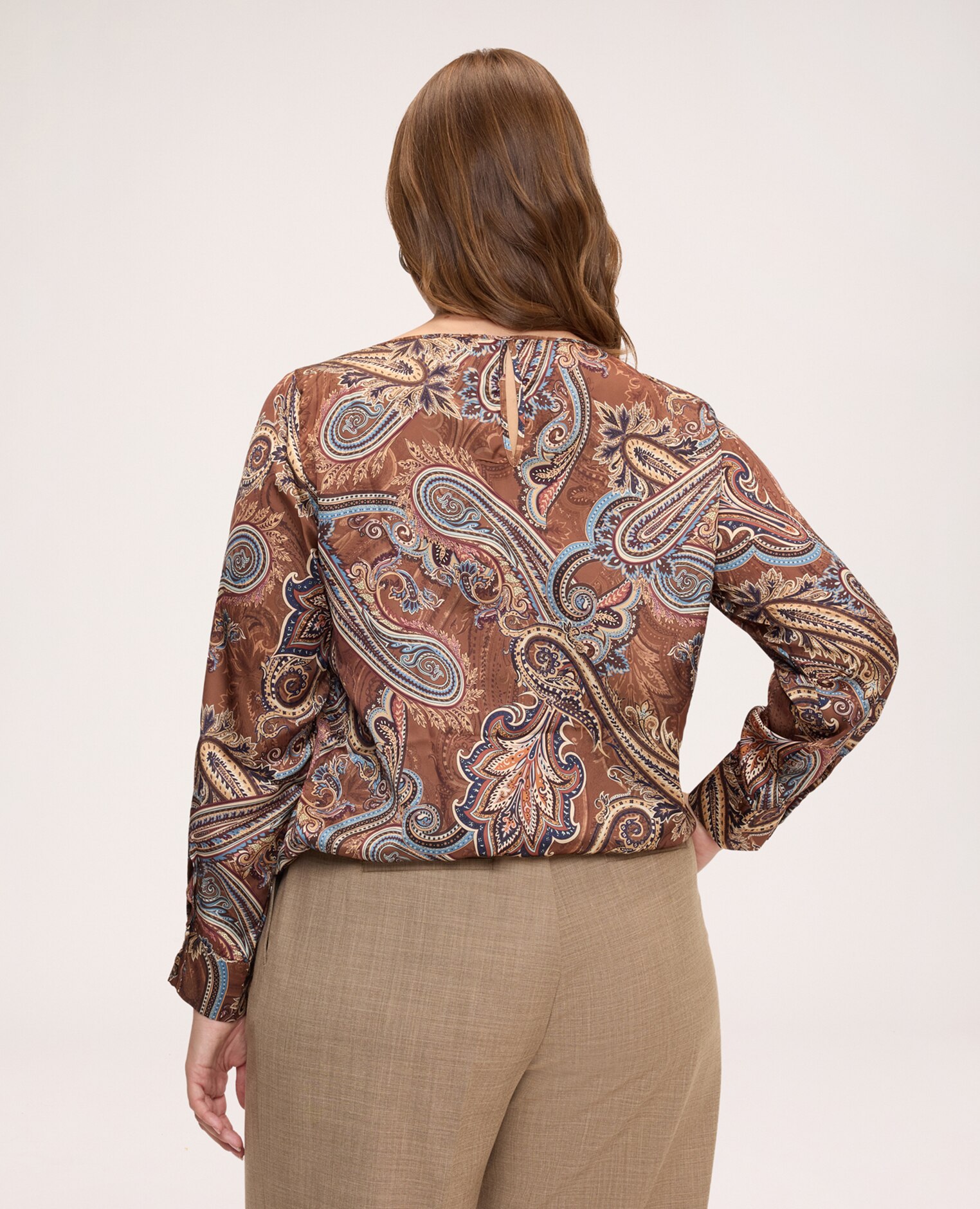 Imagen 2 de Blusa de mujer con estampado paisley estampado paisley con tacto suave y fluido - Fiorella Rubino - Marrón Marrón