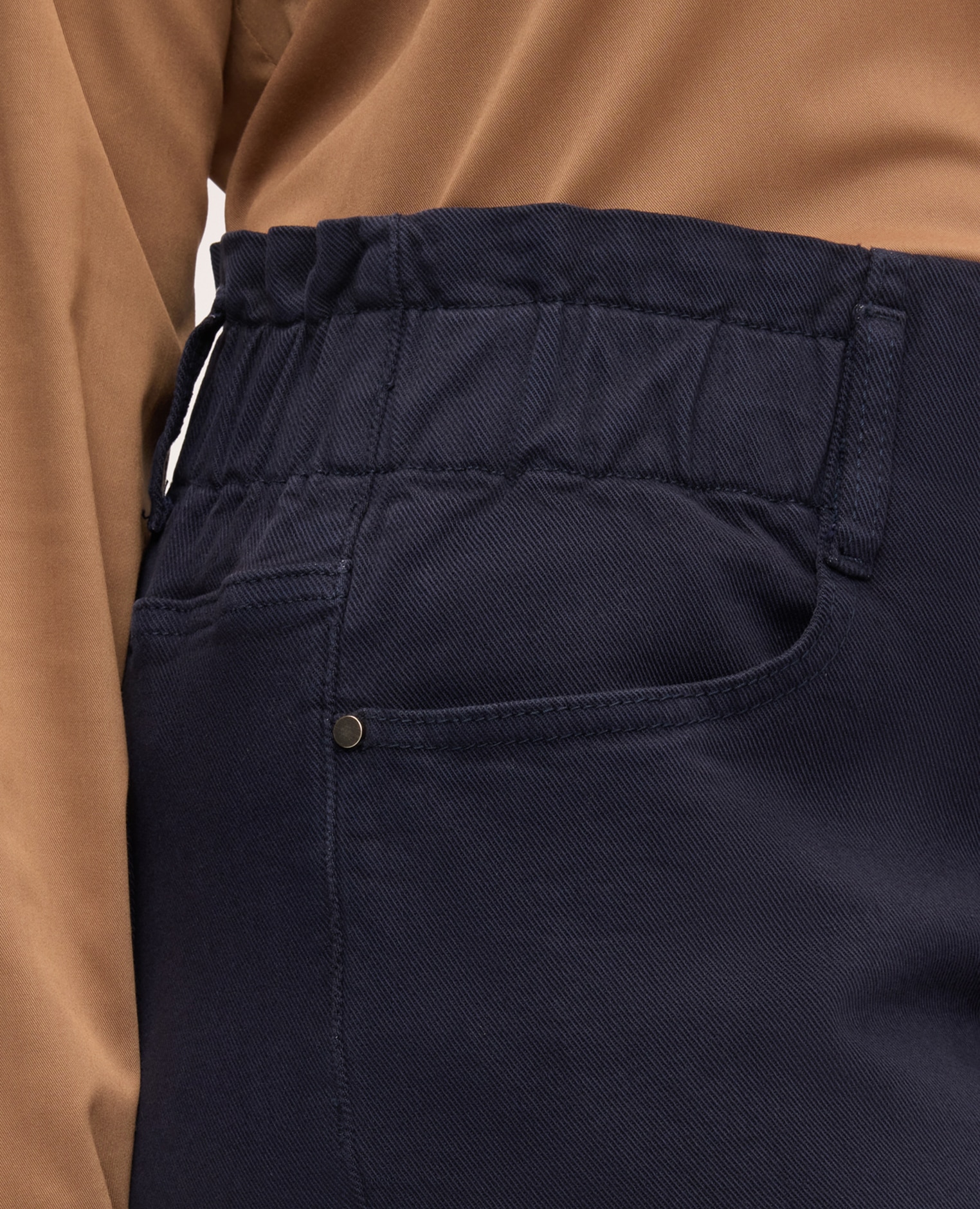 Pantalones de mujer balloon de mezcla de algodón ajuste cómodo y bajo con vuelta - Fiorella Rubino - Azul Azul-4