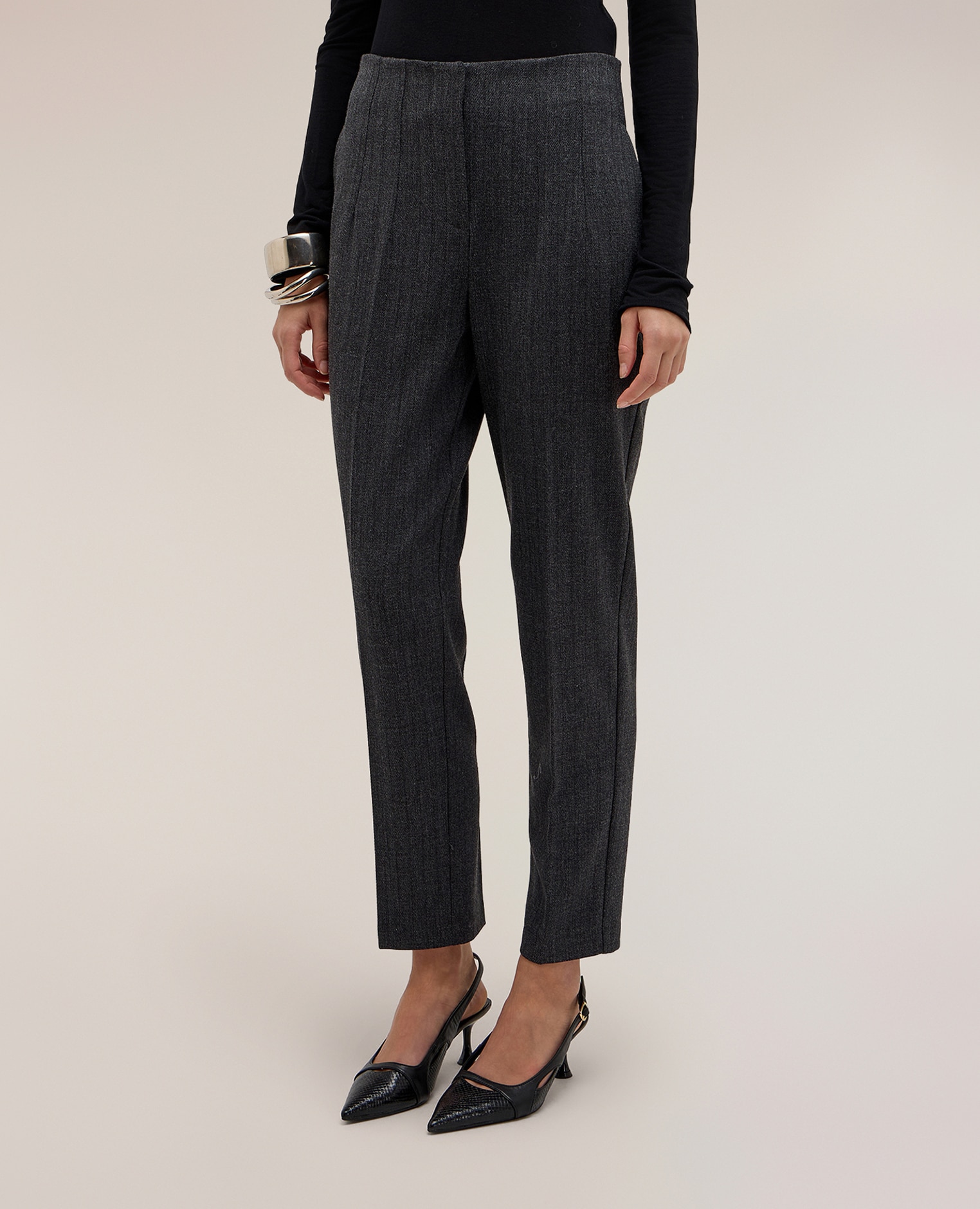 Pantalones de mujer regular the tailoring lab cintura alta con cierre frontal pinza marcada en la parte delantera - Motivi - Gris Gris-2
