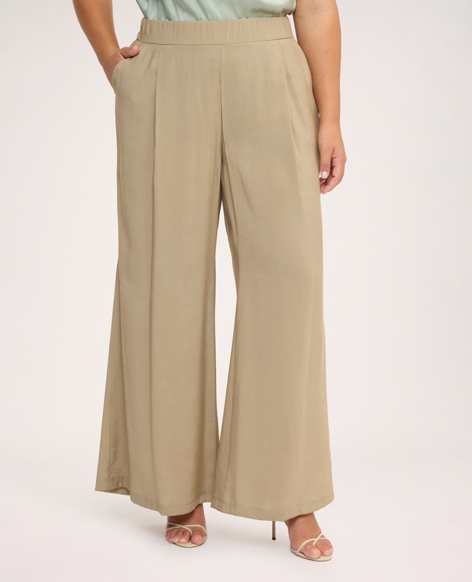Pantalones de mujer wide leg en mezcla de modal bolsillos laterales y cintura elástica para el máximo confort - Fiorella Rubino - Beige Beige-3
