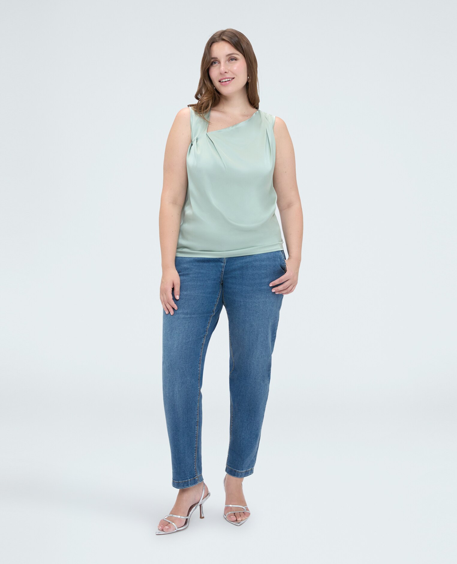 Blusa de mujer de raso elástico con drapeado asimétrico tejido elástico suave para una sensación agradable sobre la piel - Fiorella Rubino - Verde claro Verde claro-3