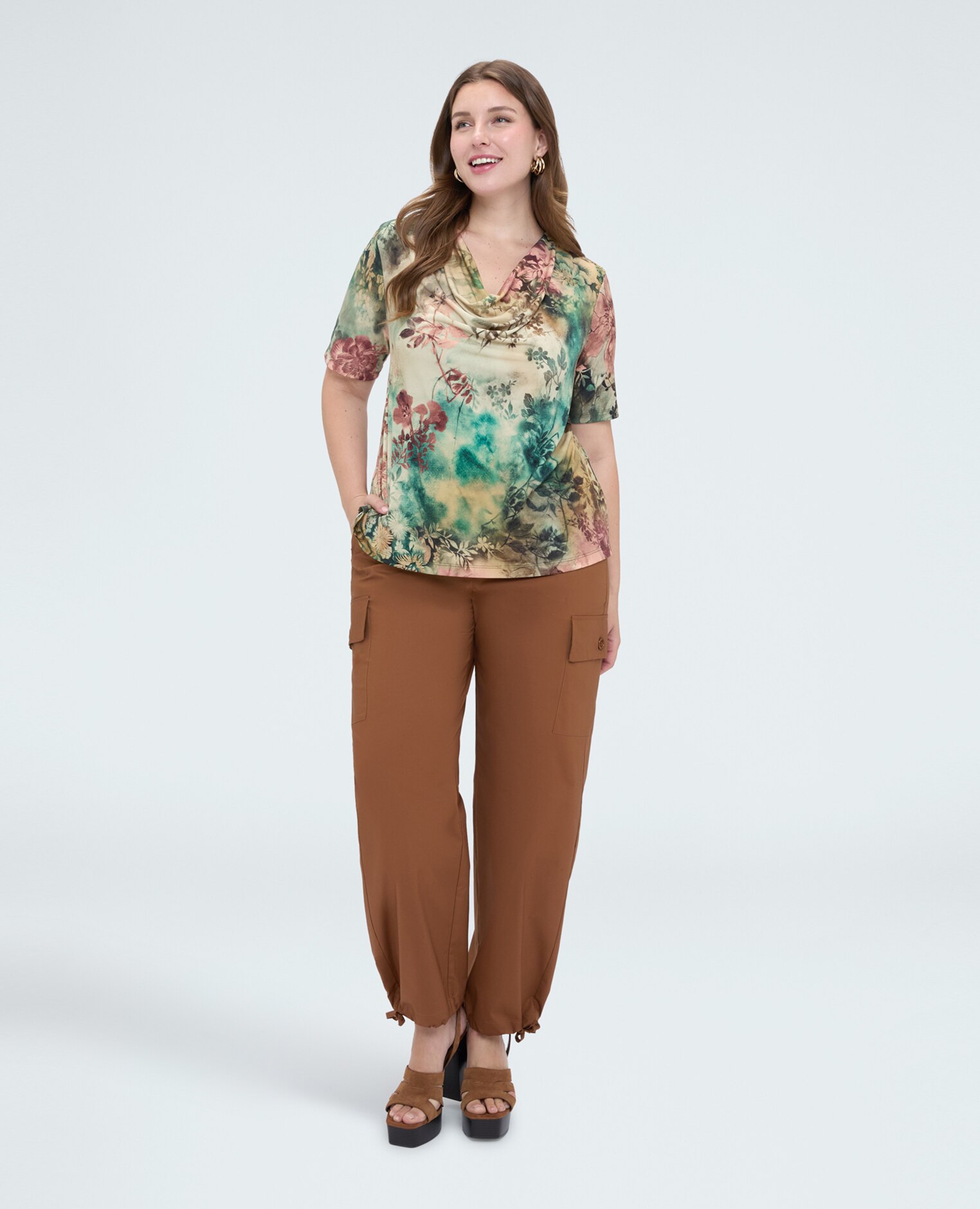 Camiseta de mujer de punto con estampado y cuello suave tejido con estampado floral all-over - Fiorella Rubino - Verde Verde-3