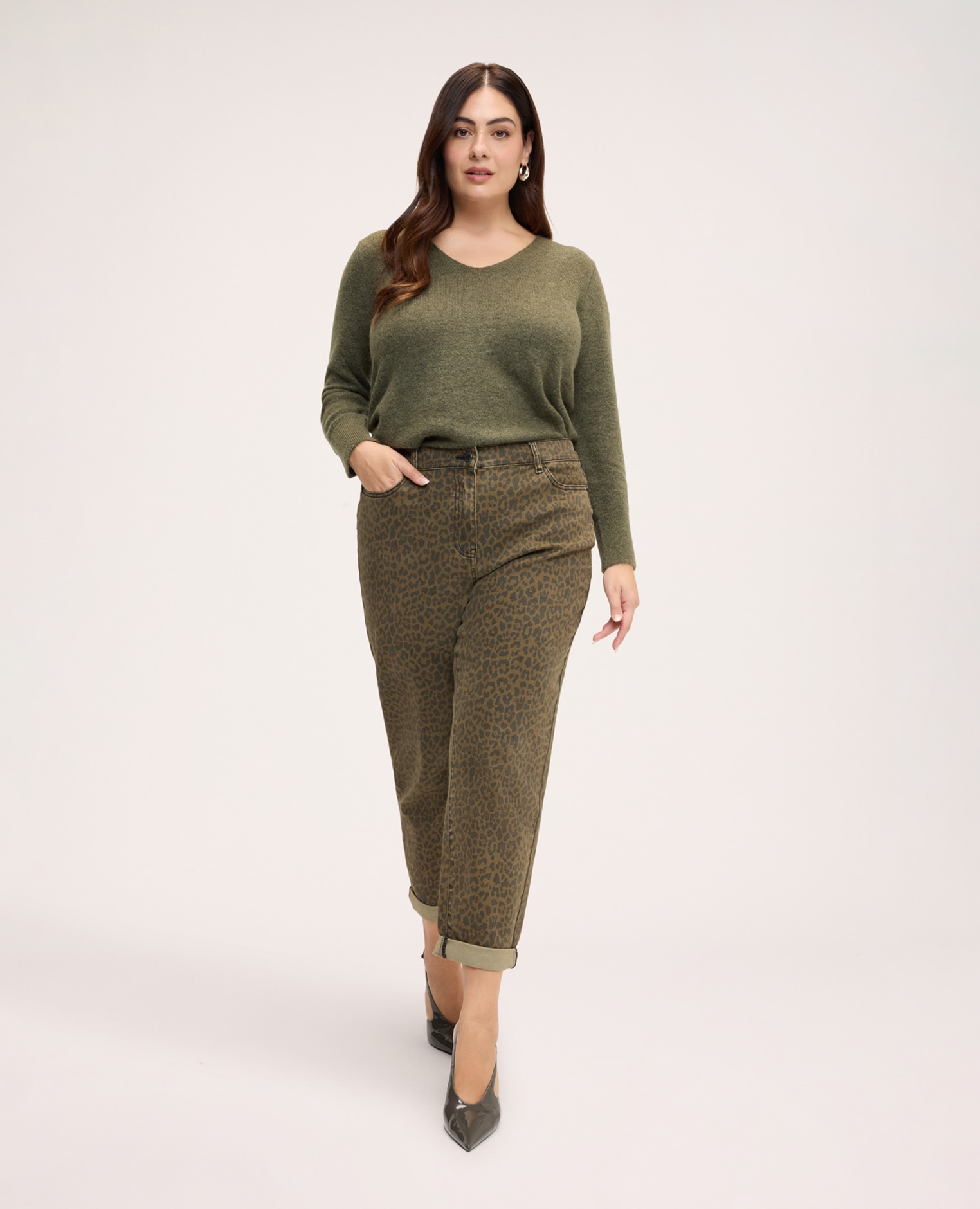 Imagen 1 de Jeans de mujer barrel animal print ajuste y diseño para el máximo confort Verde militar