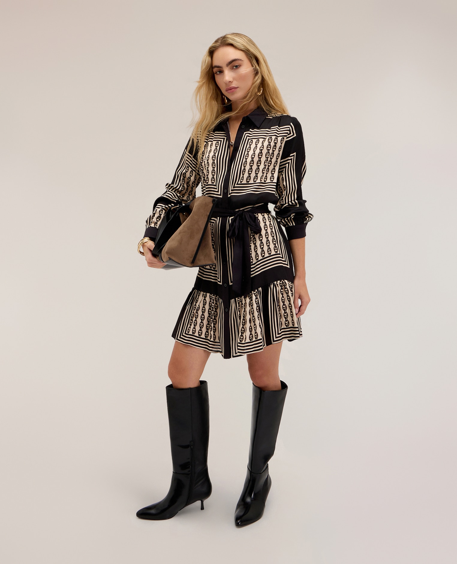 Vestido camisero de satén con estampado modelo corto con cierre frontal de botones y cinturón en la cintura con lazo en 100% viscosa - Motivi - Negro Negro-3