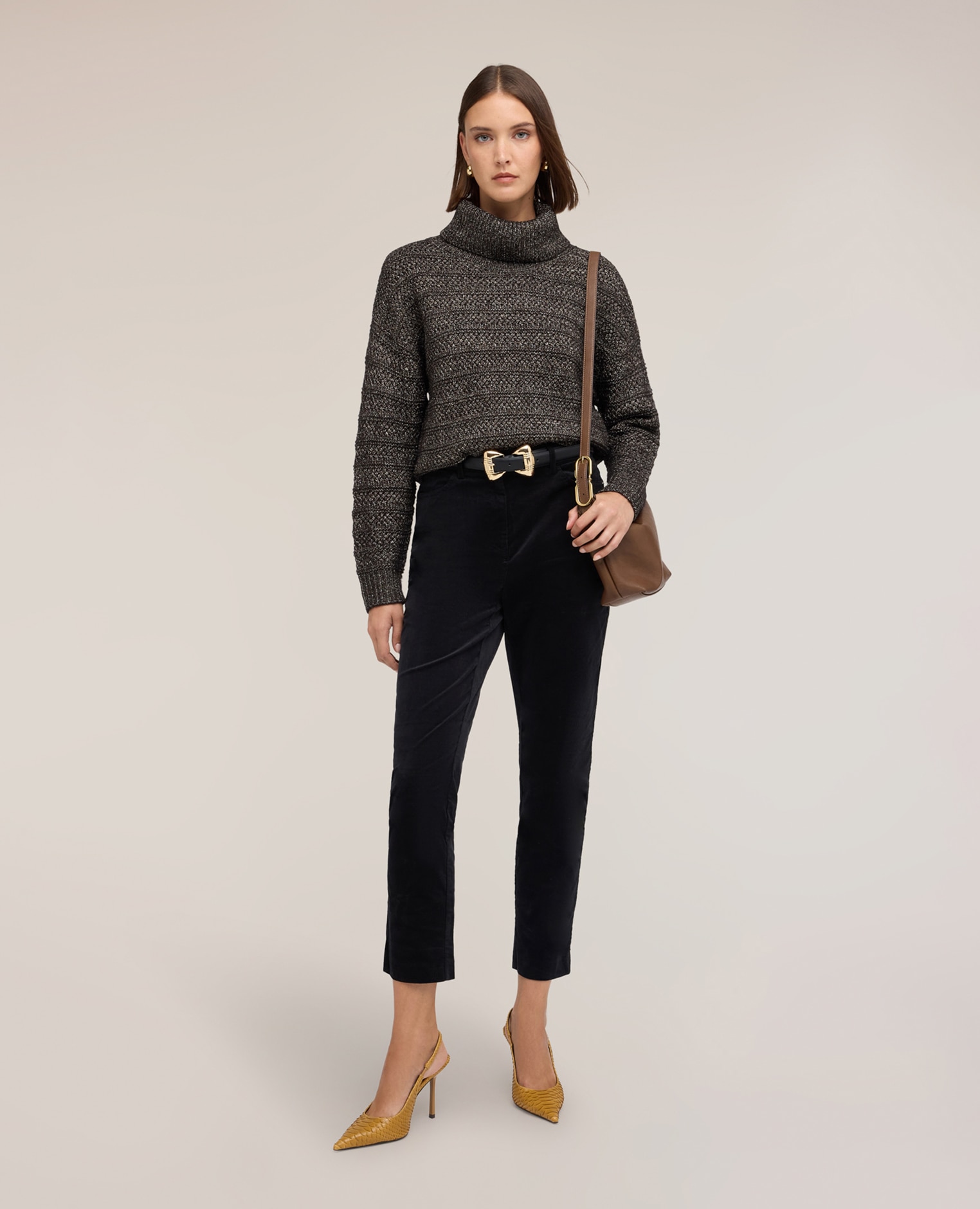 Jersey de mujer alto de punto grueso con hilo lúrex cuello alto mangas largas caídas - Motivi - Gris Gris-3