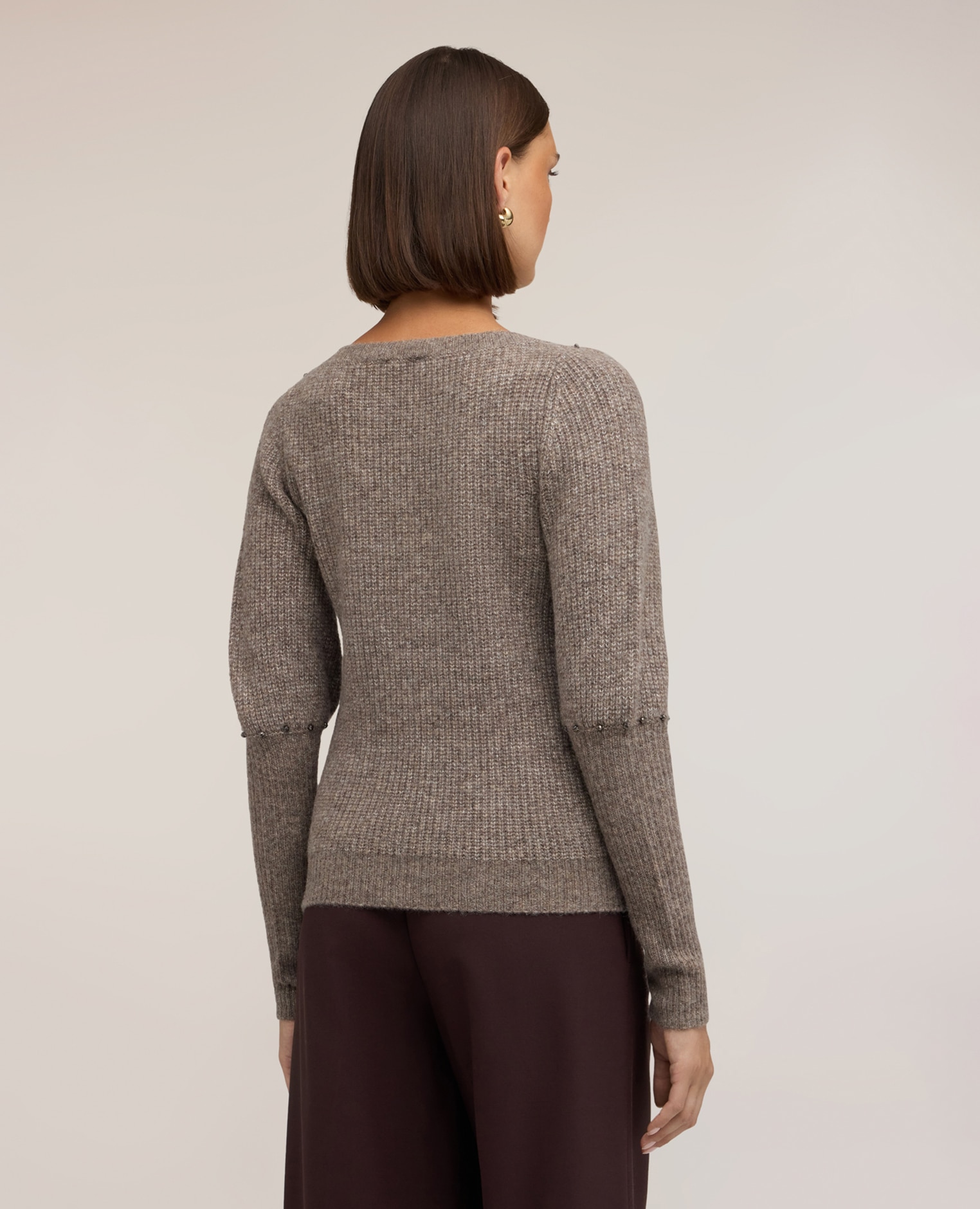 Jersey de mujer de mezcla de lana con mangas abullonadas y tachuelas ajuste regular largo medio - Motivi - Beige Beige-2