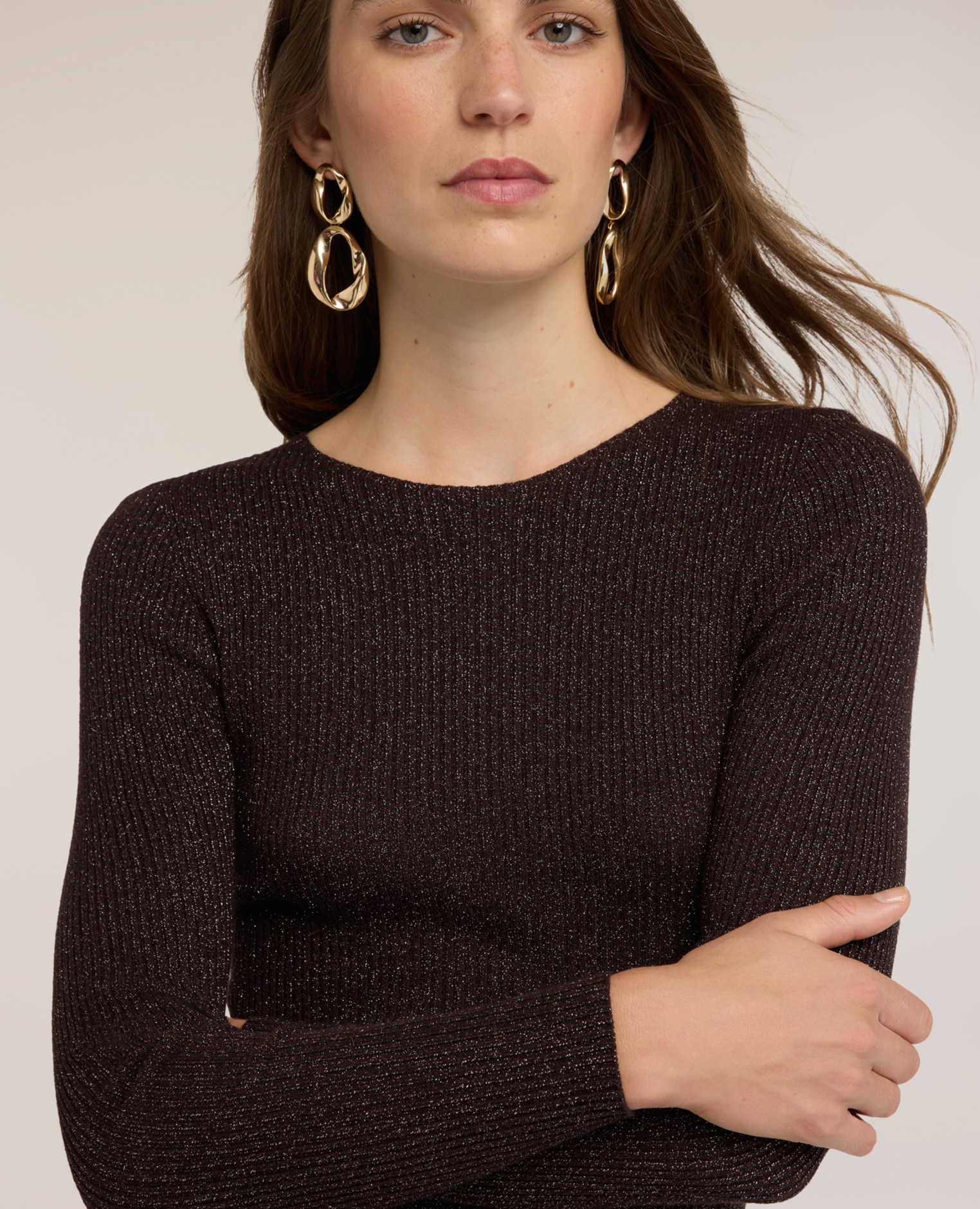 Jersey de mujer de canalé en punto fino lurex ajuste entallado largo medio - Motivi - Marrón Marrón-4