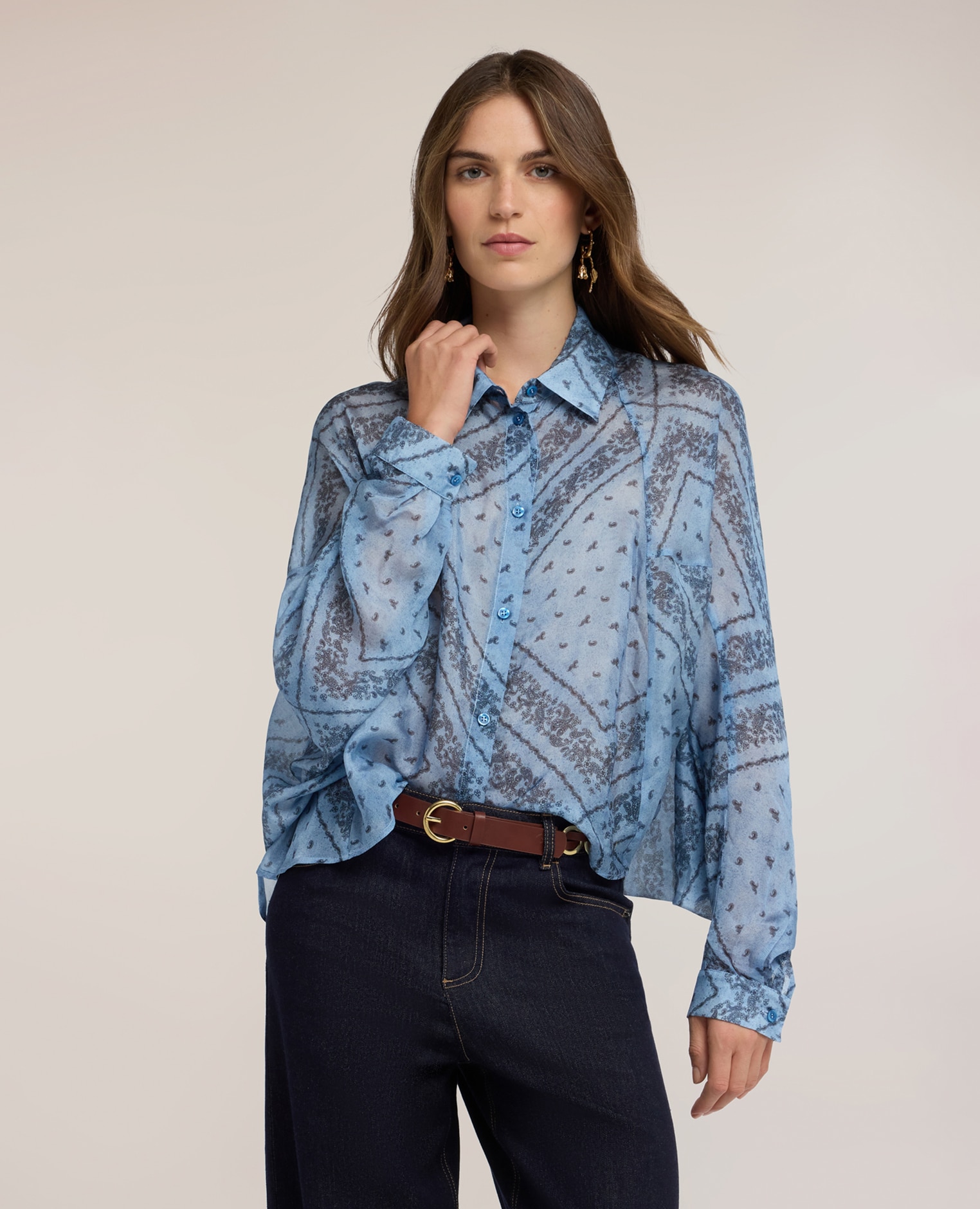 Blusa de mujer oversize de gasa mezcla seda con estampado ajuste holgado con cierre frontal de botones - Motivi - Azul claro Azul claro-1
