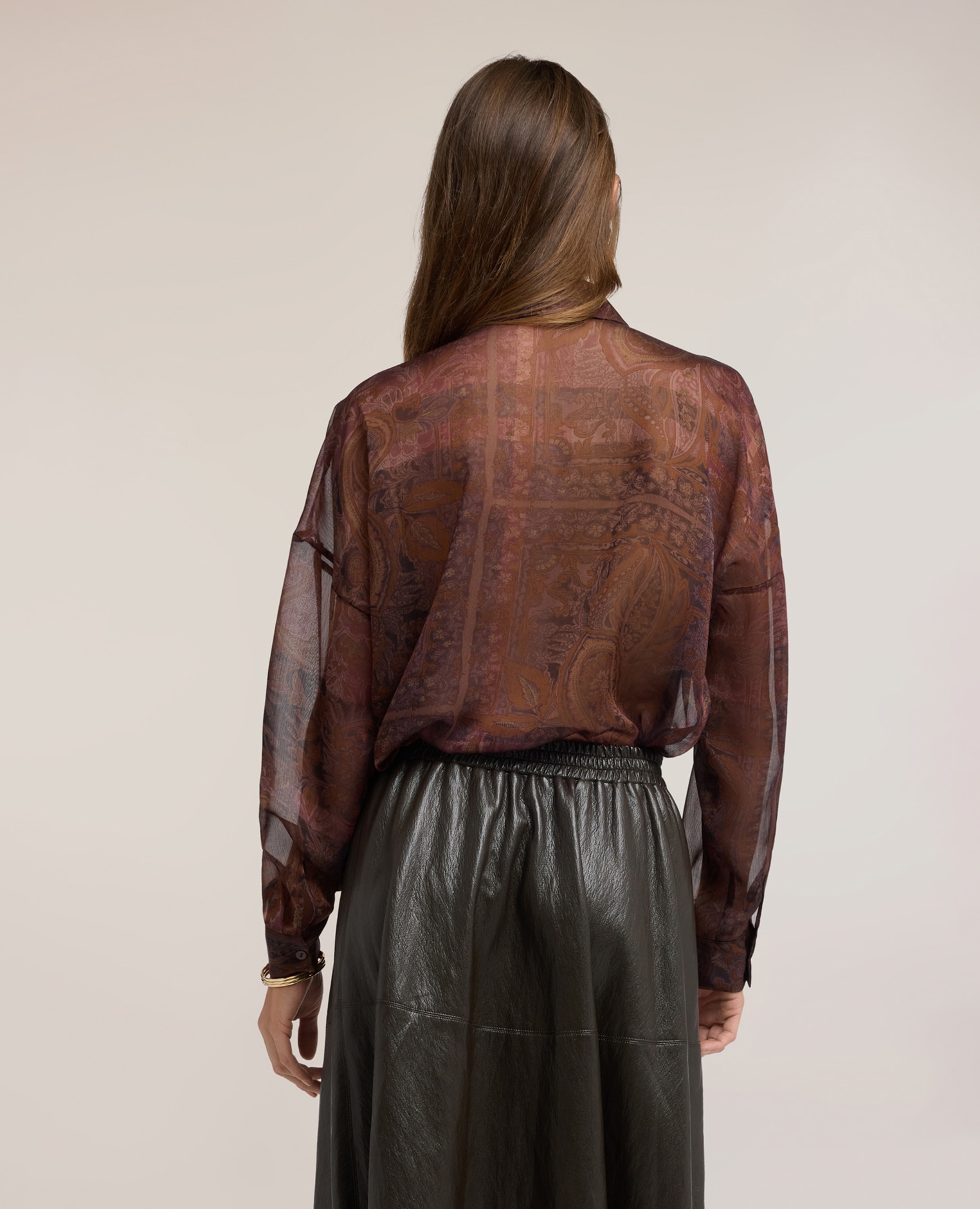 Camisa de mujer de gasa con bolsillo de lentejuelas ajuste regular cierre frontal con botones - Motivi - Marrón Marrón-2