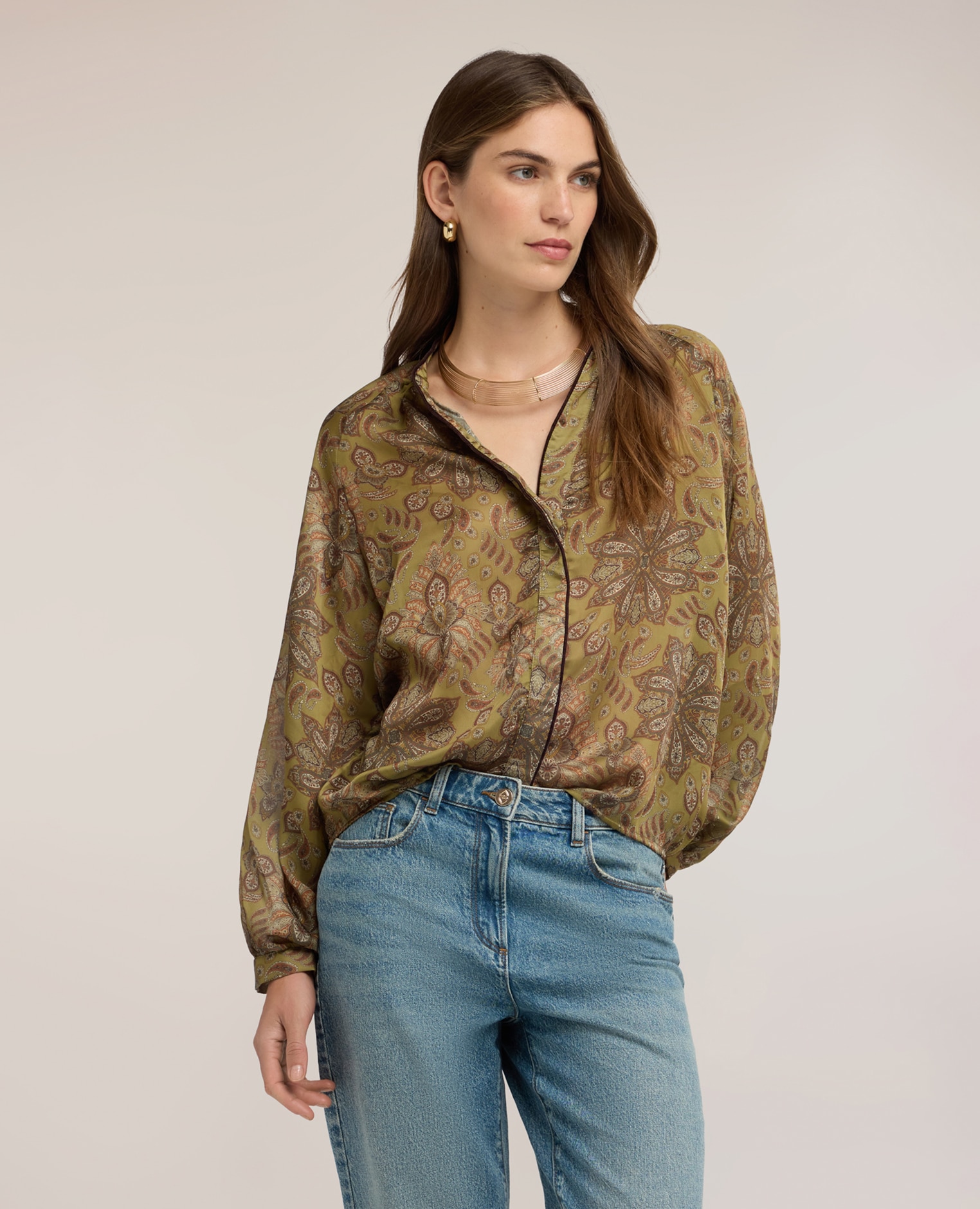 Blusa de mujer de satén con estampado y mangas abullonadas ajuste oversize cierre frontal con botones - Motivi - Verde militar Verde militar-1
