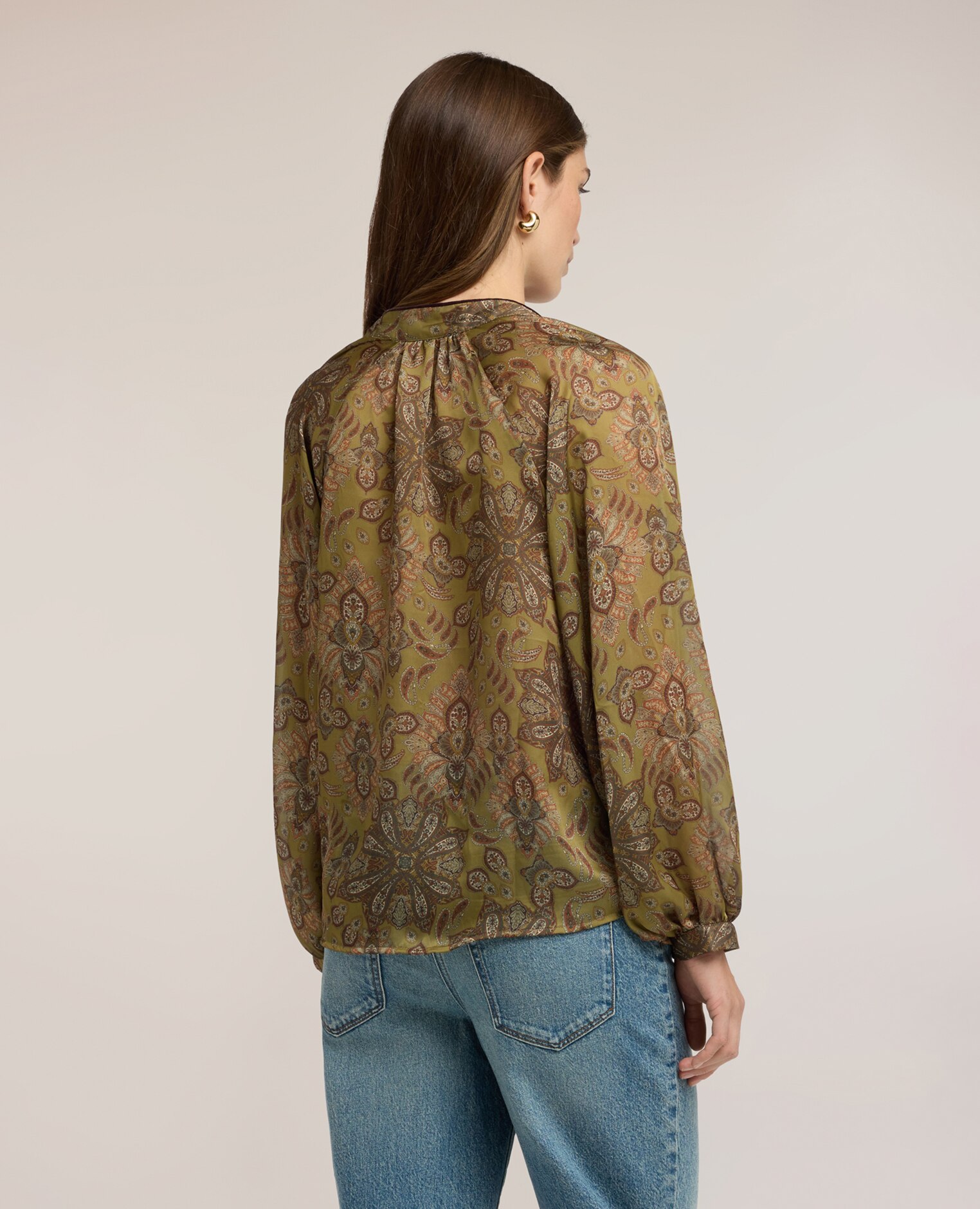 Blusa de mujer de satén con estampado y mangas abullonadas ajuste oversize cierre frontal con botones - Motivi - Verde militar Verde militar-2