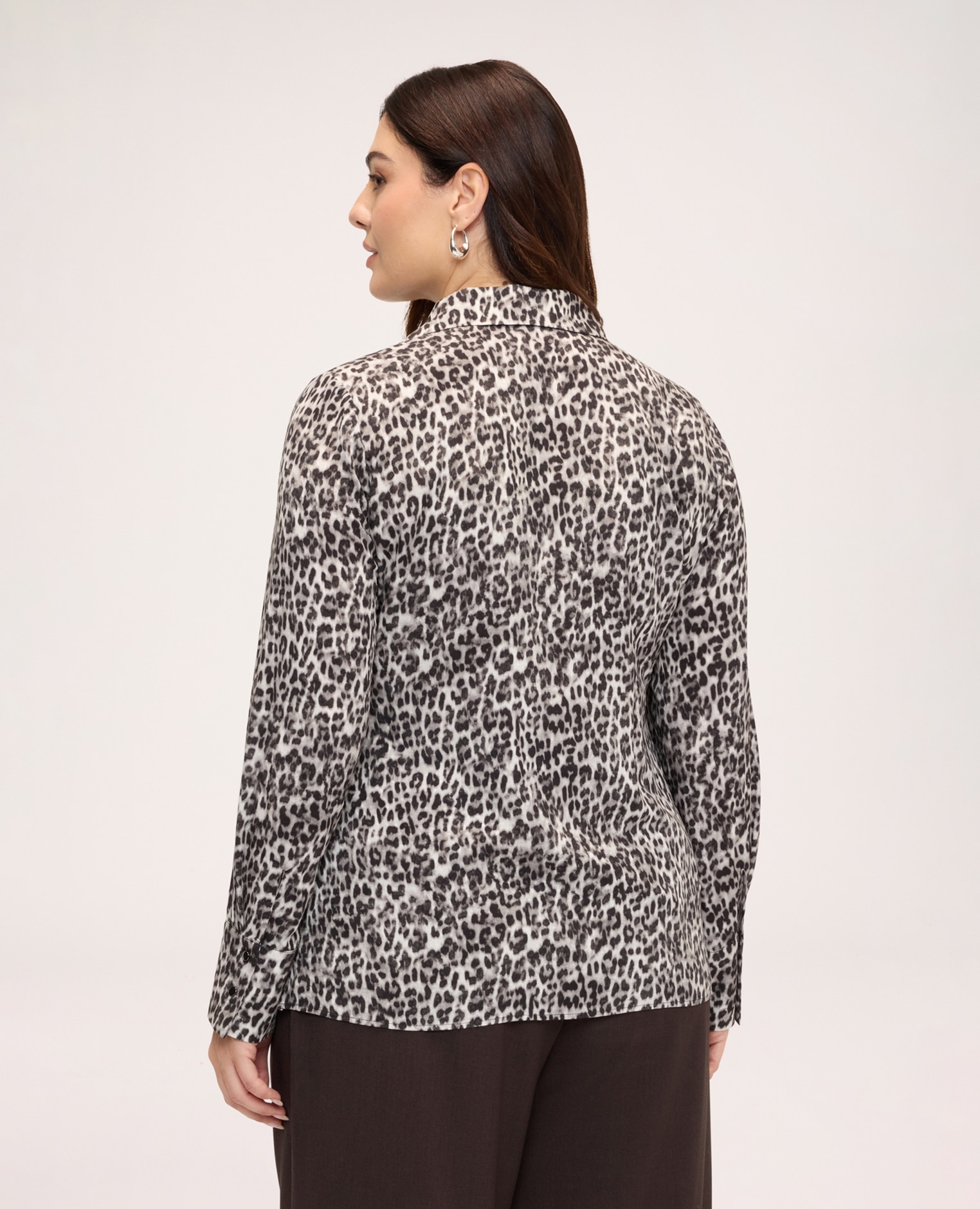 Imagen 2 de Blusa de mujer con estampado animal print en viscosa estampado animal print sobre tejido de viscosa - Fiorella Rubino - Gris Gris