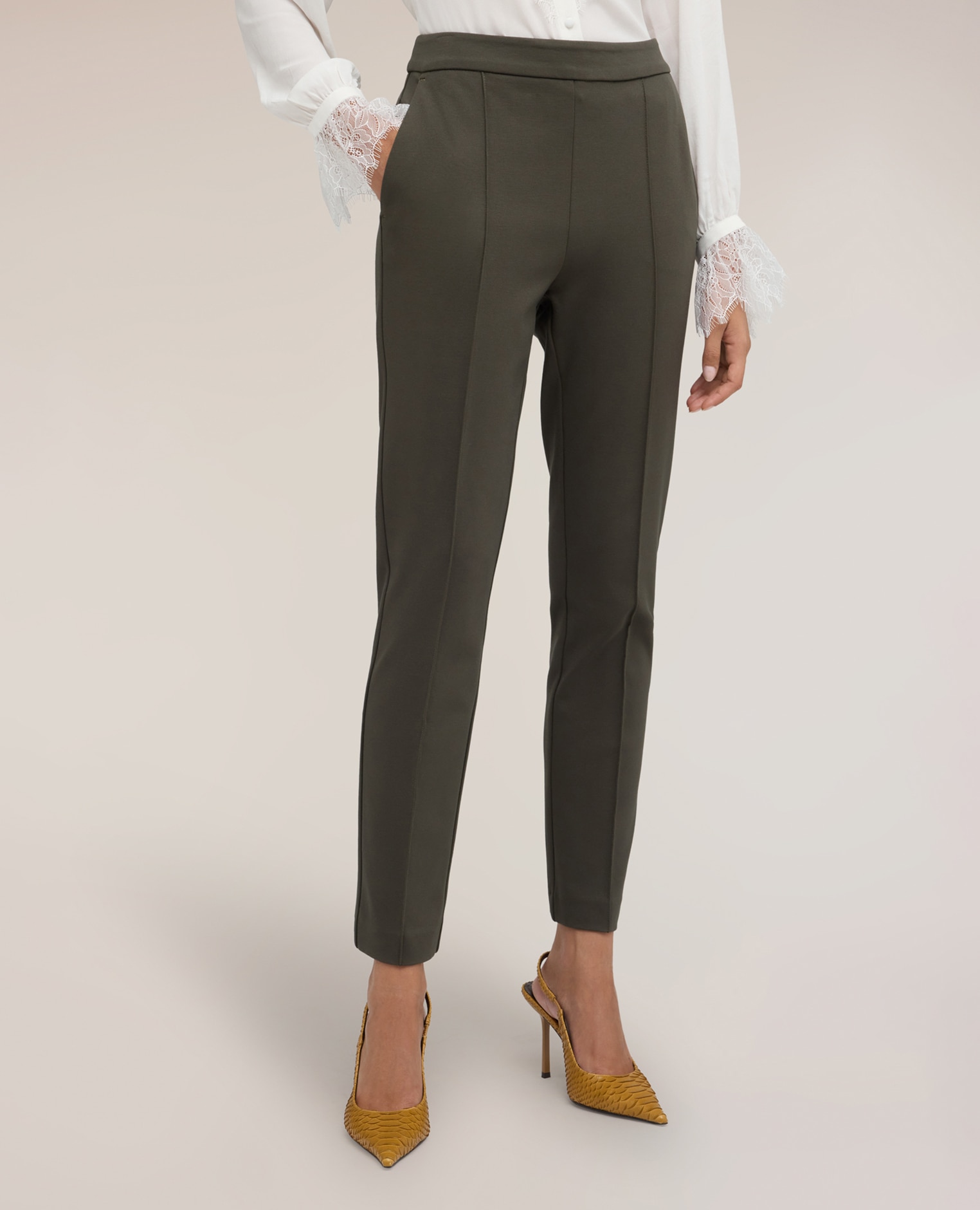 Pantalones de mujer slim fit en punto milano bolsillos laterales insertados en las caderas costuras visibles en la parte delantera - Motivi - Verde militar Verde militar-3