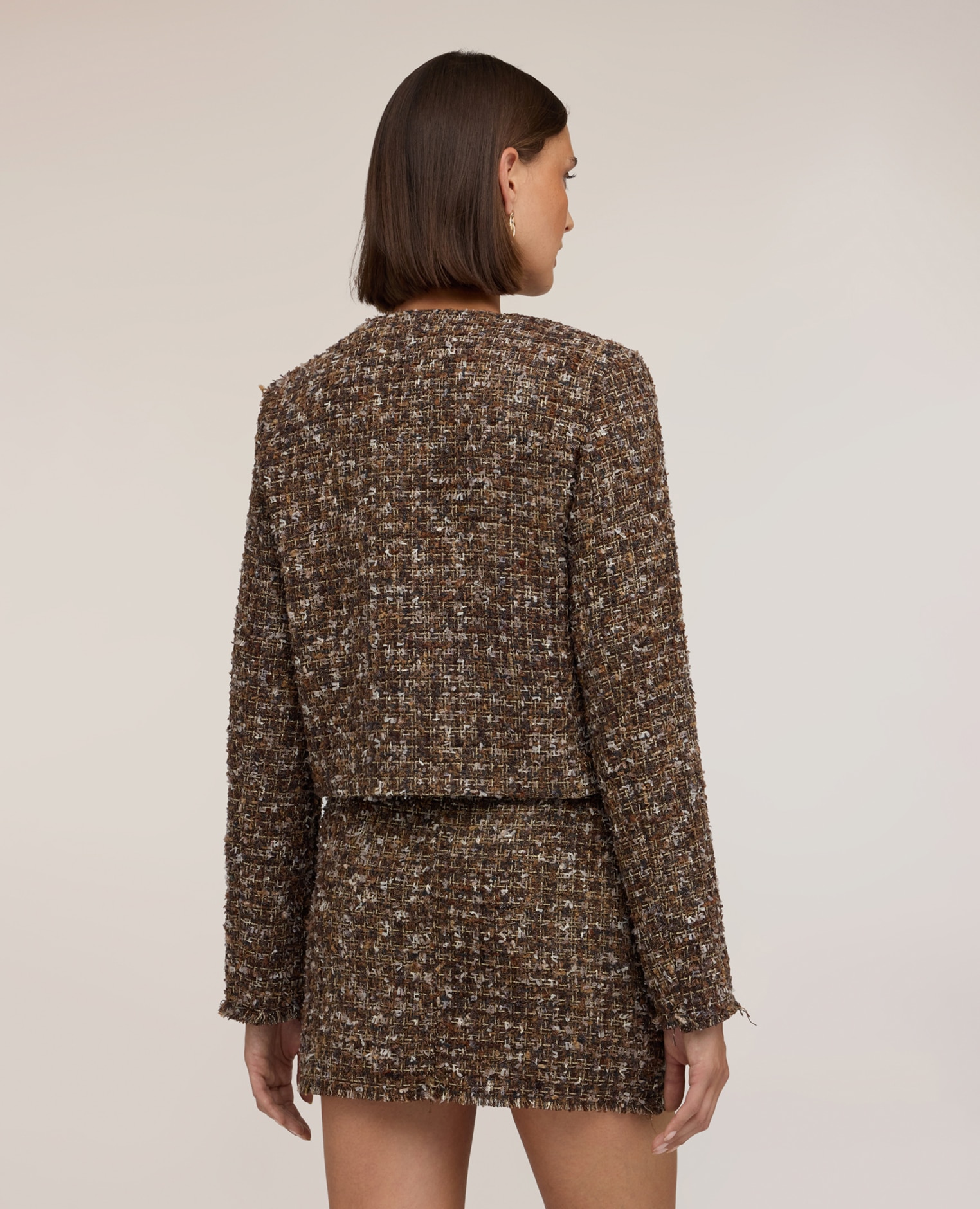 Chaqueta de mujer de tweed con botones metálicos corte corto cierre de botonadura sencilla con botones metálicos - Motivi - Marrón Marrón-2