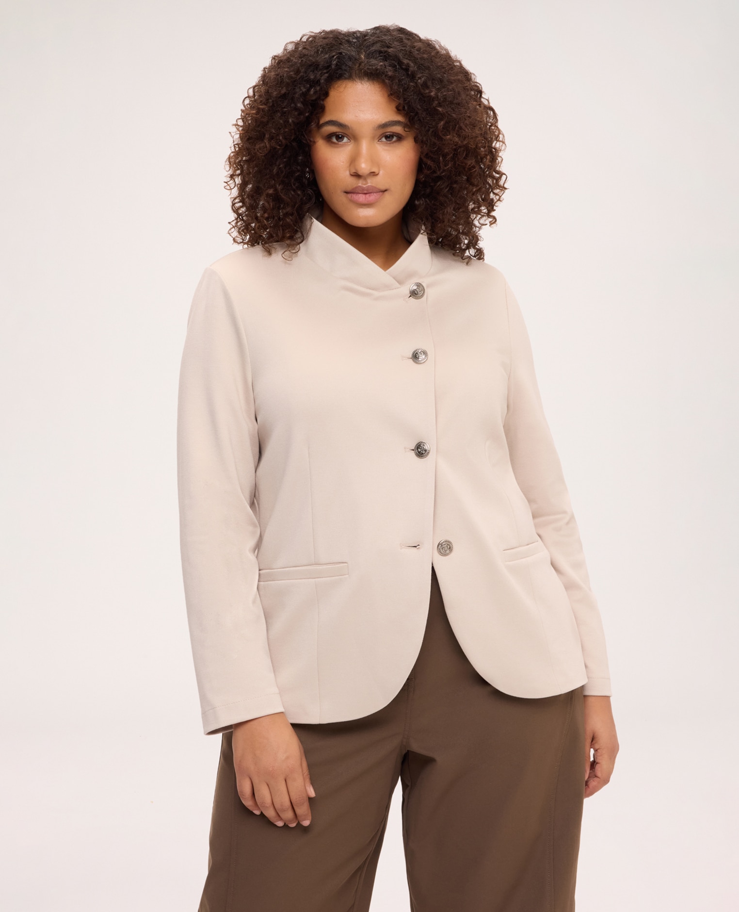 Blazer de mujer con cierre asimétrico fondo redondeado bolsillos de vivo - Fiorella Rubino - Beige Beige-1