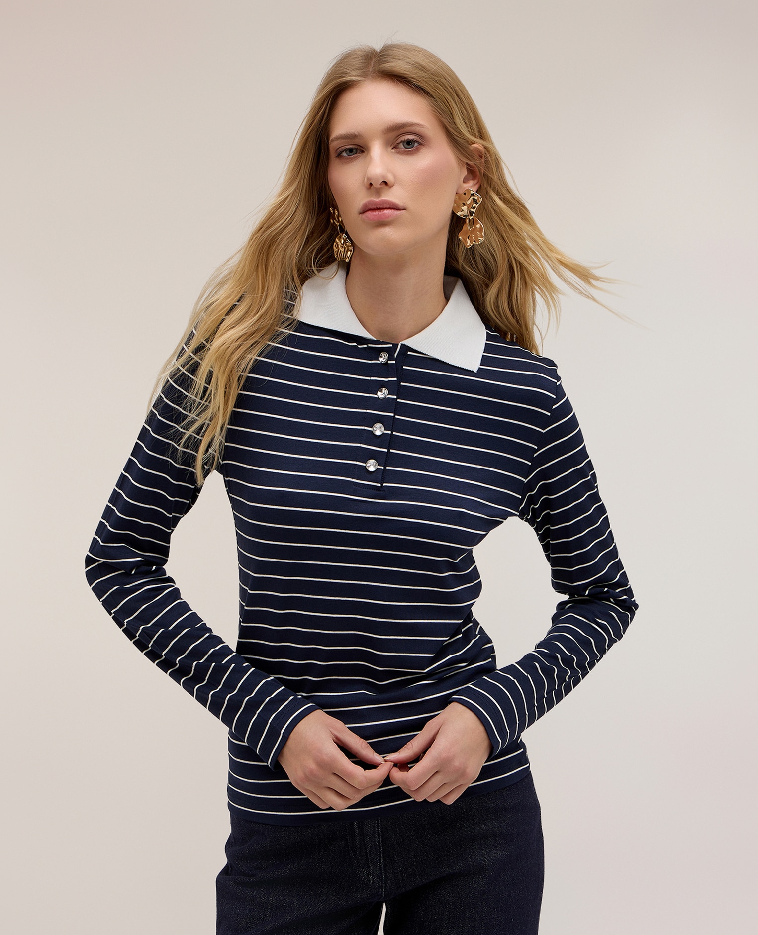 Imagen 1 de Polo de mujer de rayas con botones joya ajuste fitted cierre con botones joya Azul