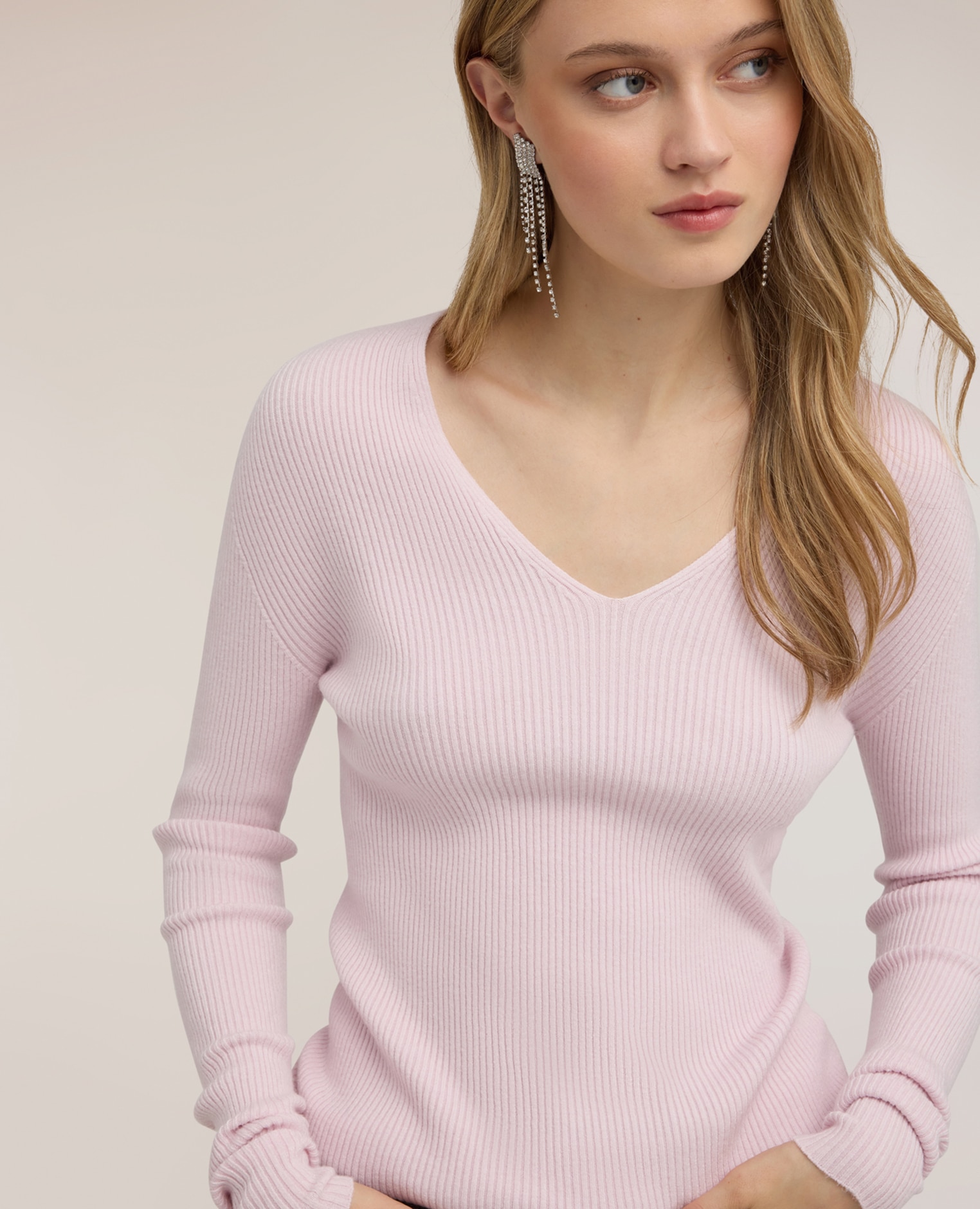 Imagen 4 de Jersey de mujer acanalado en mezcla de viscosa escote en v mangas largas - Motivi - Rosa Rosa