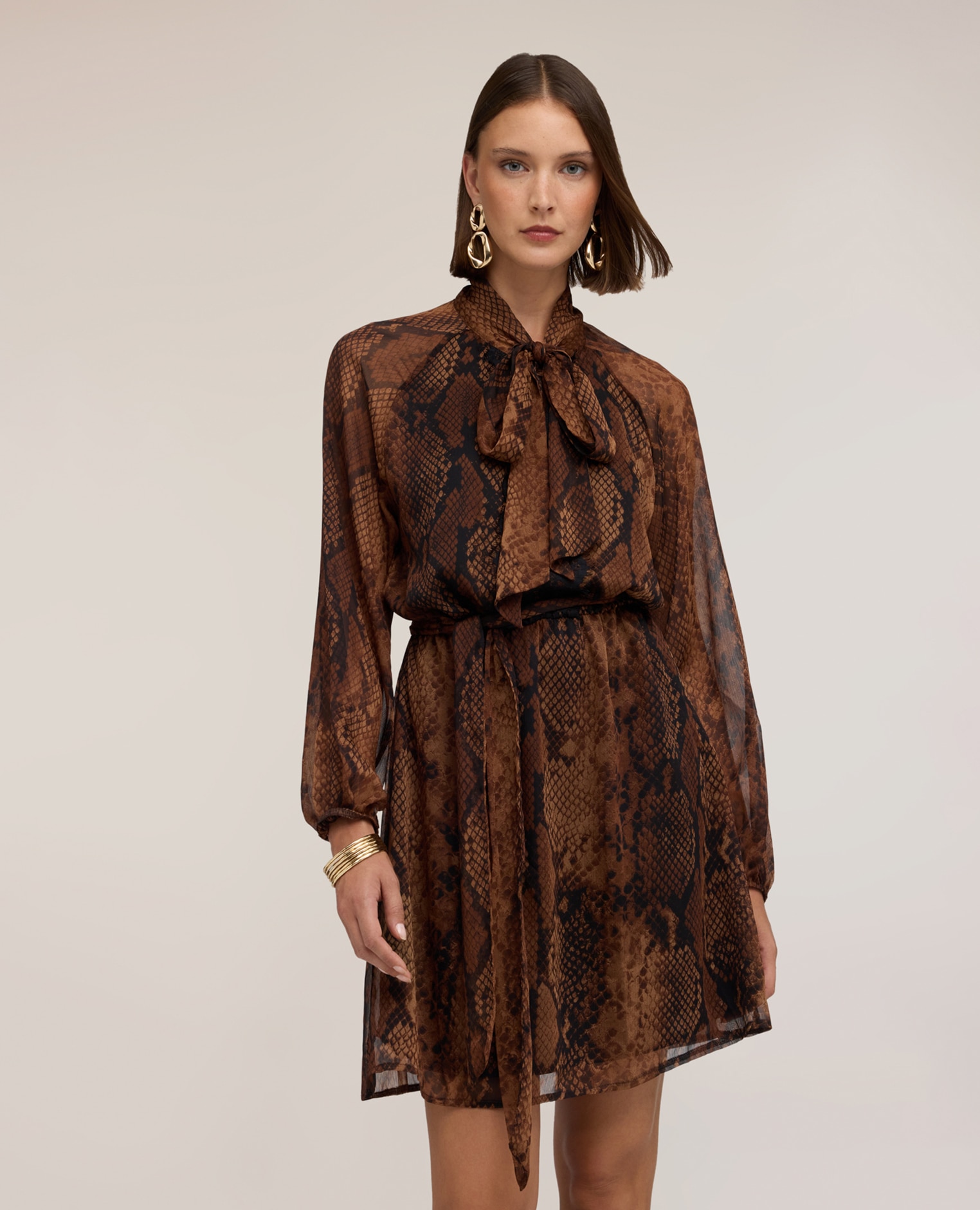 Vestido corto drapeado con estampado de pitón banda elástica en la cintura con fajín - Motivi - Marrón Marrón-1