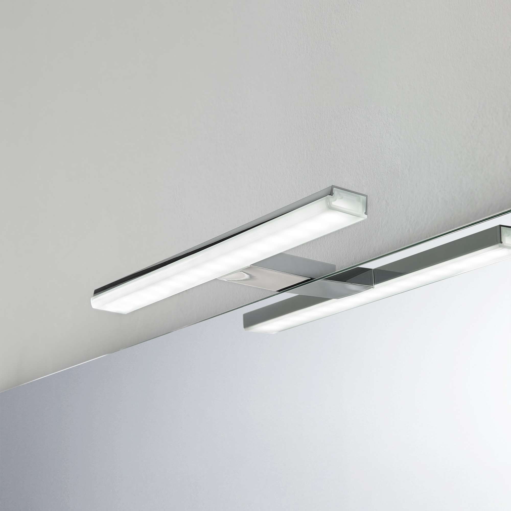 Aplique de LED para baño Manillons Torrent - Cromo Cromo-2