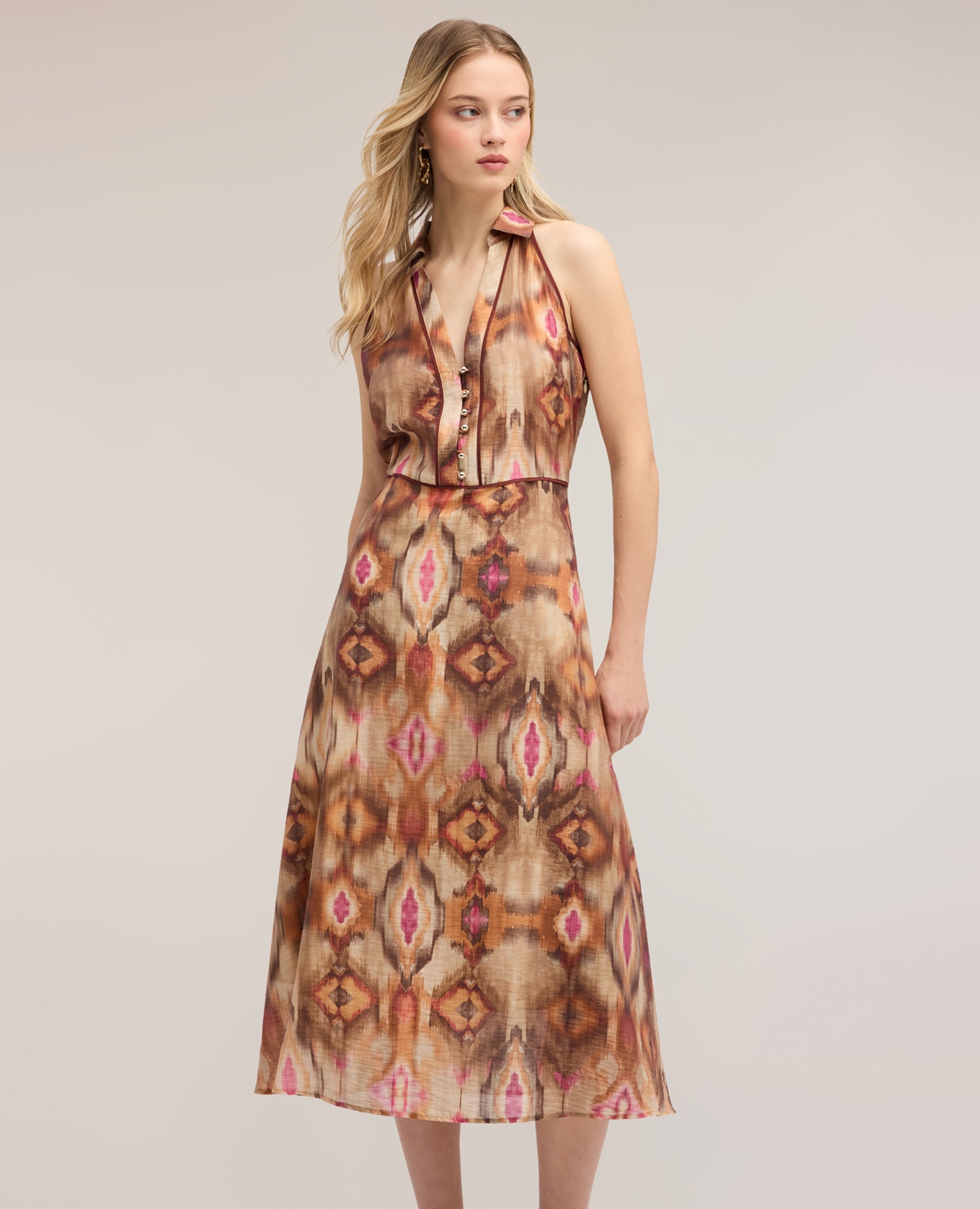 Vestido camisero en tela con estampado ikat longitud midi cierre frontal con botones metálicos y cremallera lateral - Motivi - Marrón Marrón-3