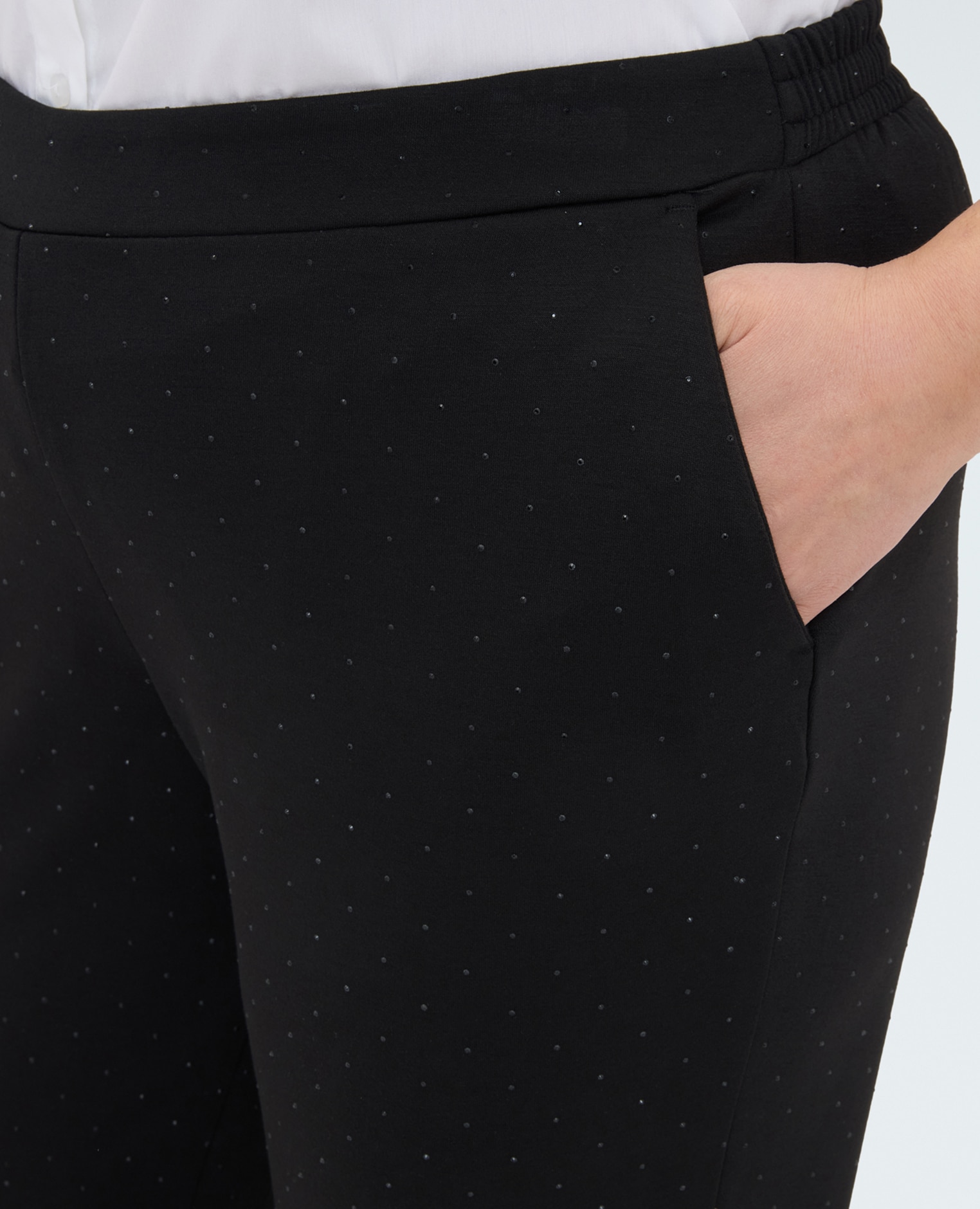 Pantalones de mujer joggers con detalles brillantes ajuste cómodo con banda elástica en la cintura para el máximo confort - Fiorella Rubino - Negro Negro-4