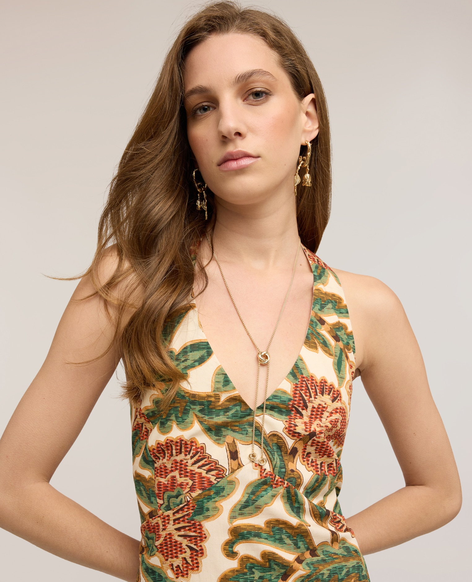 Vestido de popelín con estampado floral escote halter con atadura al cuello cierre posterior con cremallera - Motivi - Verde Verde-4