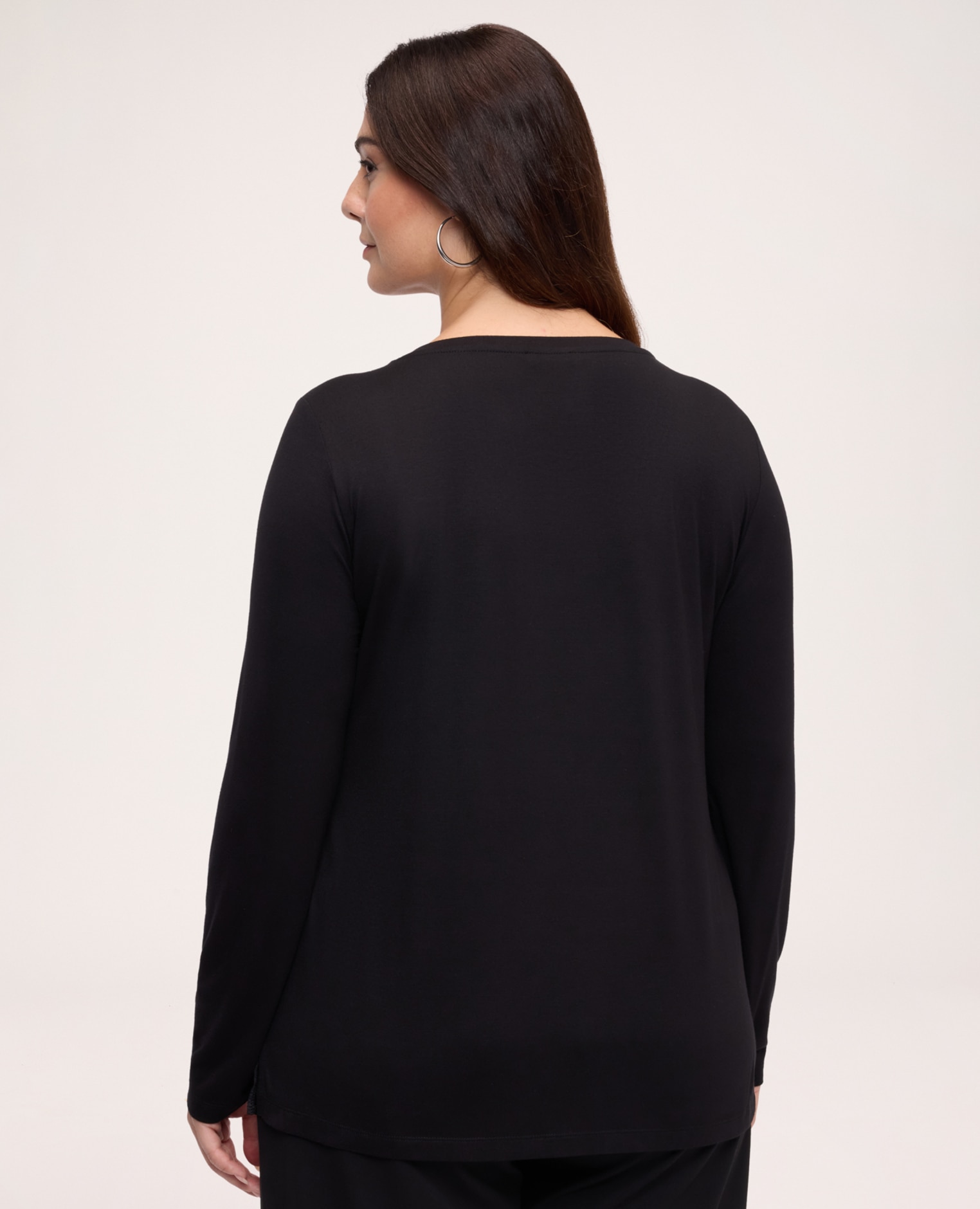 Camiseta de mujer bimatérica de manga larga bimatérica con combinación de tejidos diferentes frente en satén y espalda en jersey - Fiorella Rubino - Negro Negro-2