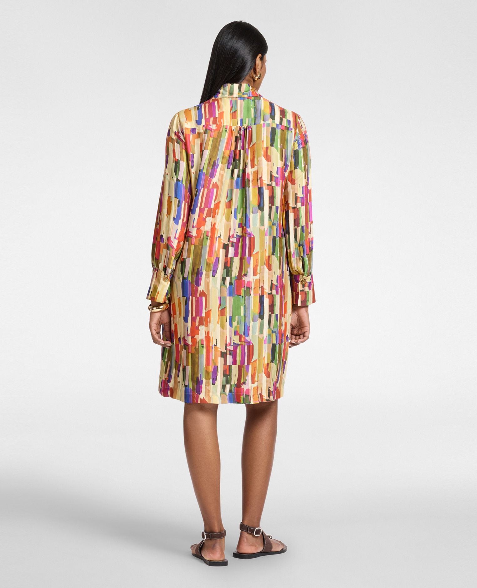 Vestido estampado con lazo largo midi con fajín para anudar al cuello ...