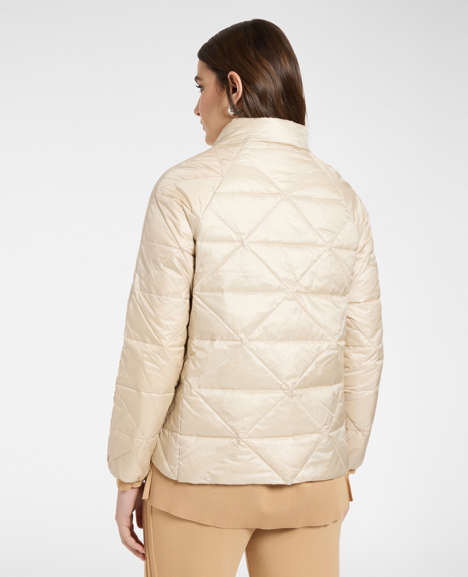 Plumífero de mujer ligero de nylon acolchado ajuste boxy con botones automáticos - Elena Miró - Beige Beige-2