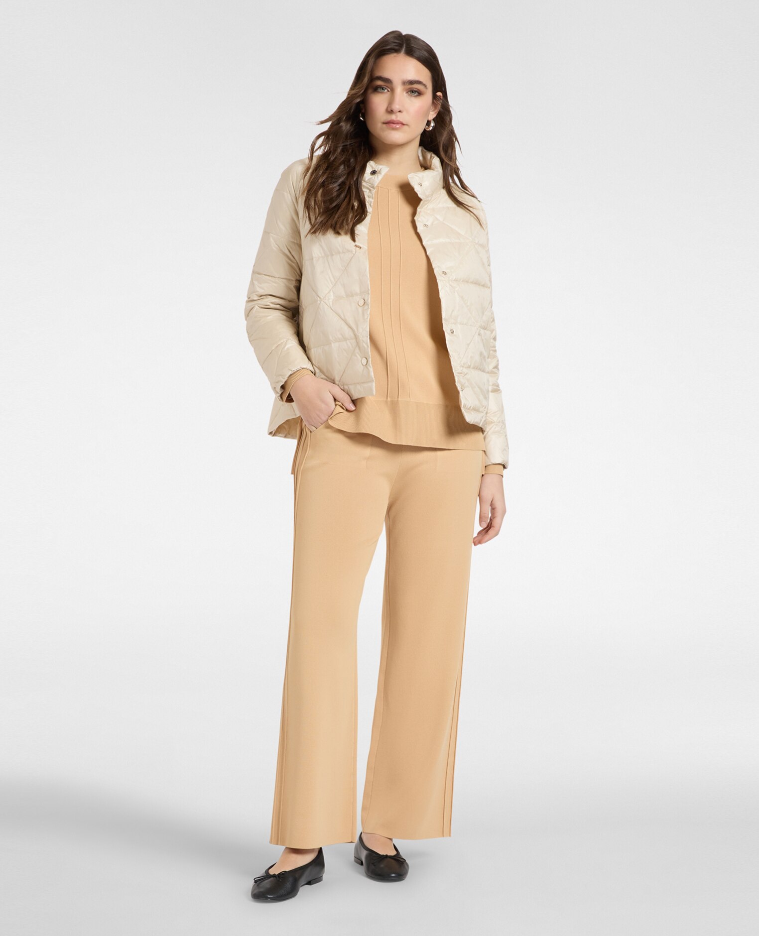 Plumífero de mujer ligero de nylon acolchado ajuste boxy con botones automáticos - Elena Miró - Beige Beige-3