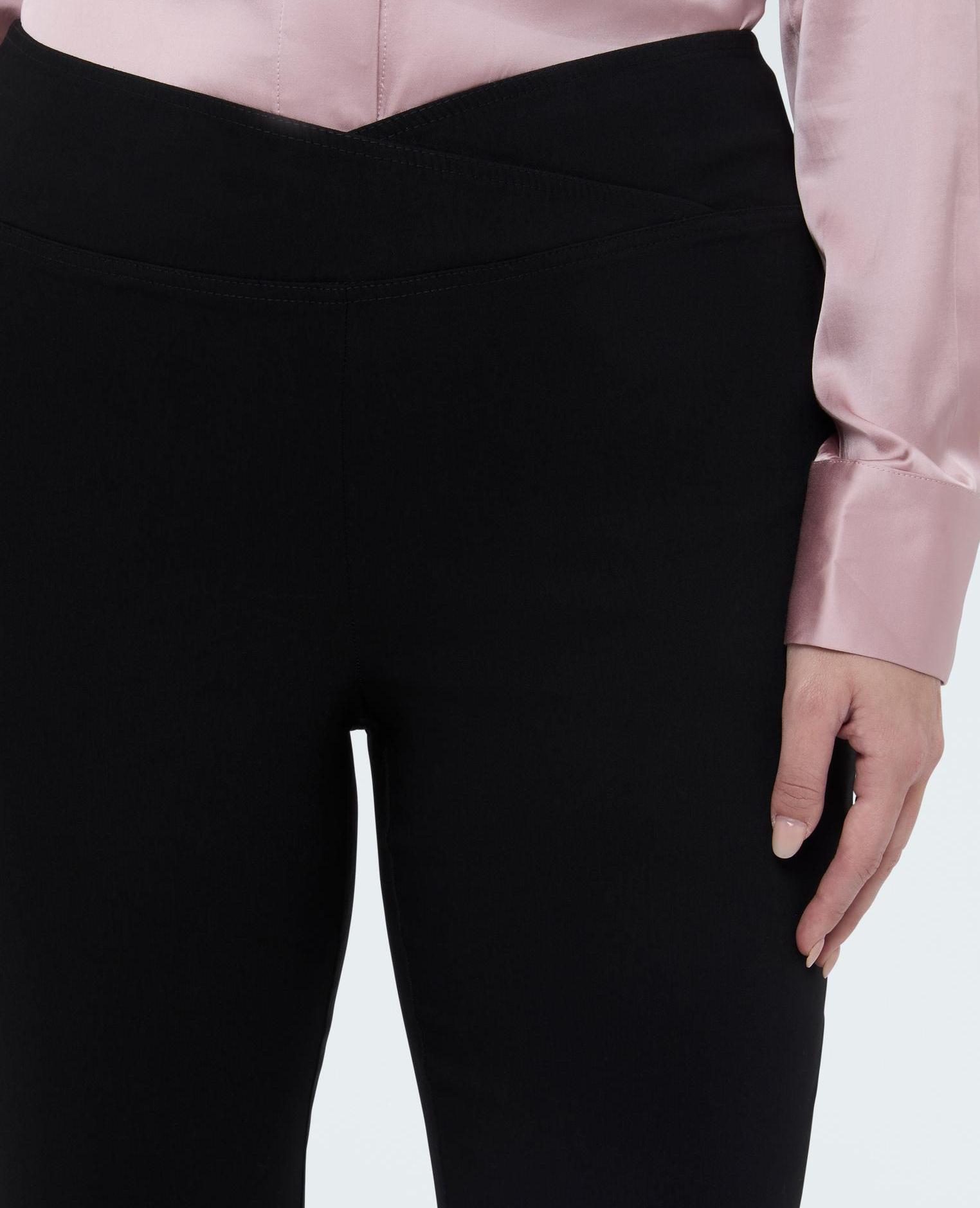 Pantalones de mujer kick flare cintura elástica asimétrica banda elástica asimétrica en la cintura para el máximo confort - Fiorella Rubino - Negro Negro-4