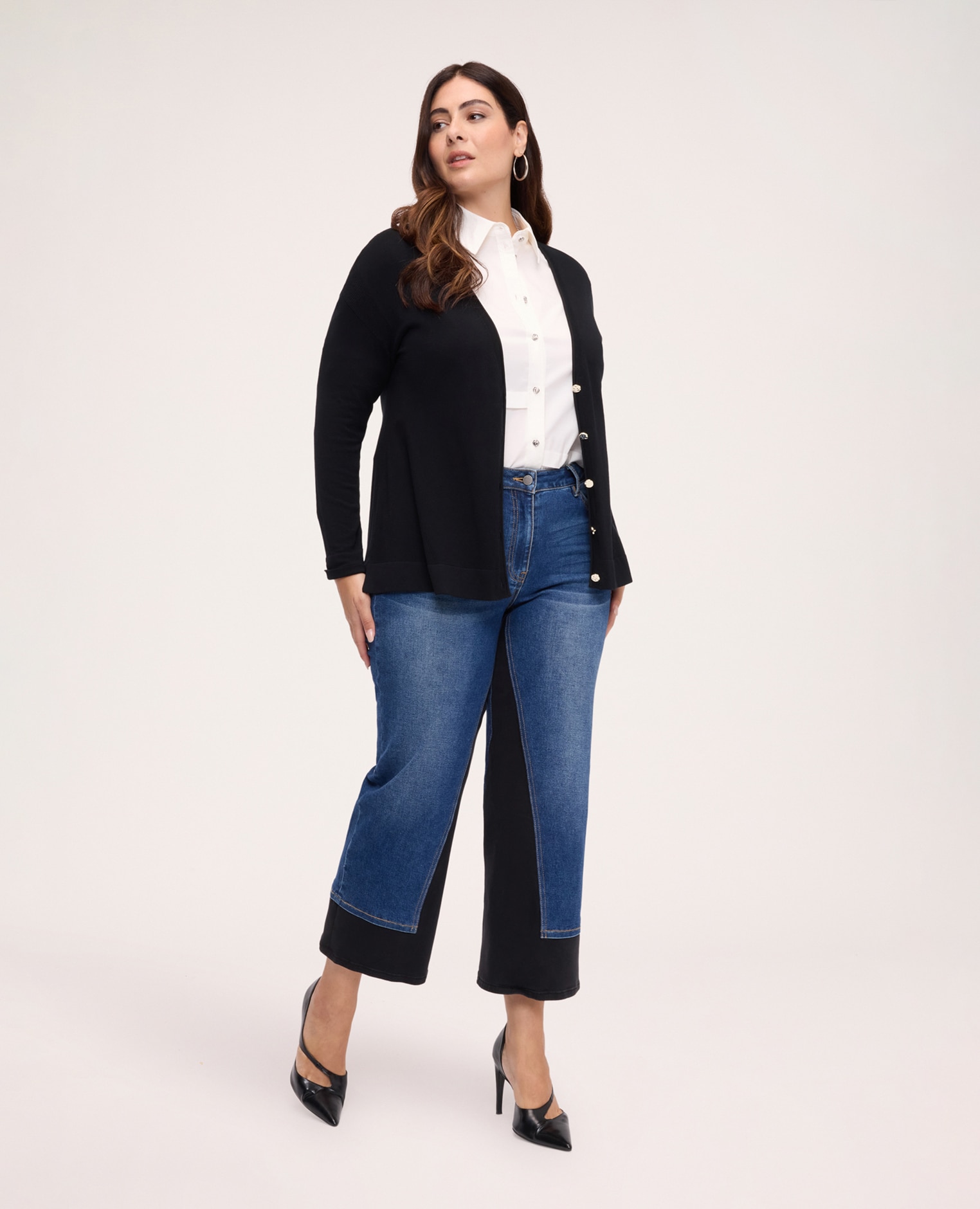 Cárdigan de mujer con escote en v y botones cómodo versátil y fácil de combinar - Fiorella Rubino - Negro Negro-3