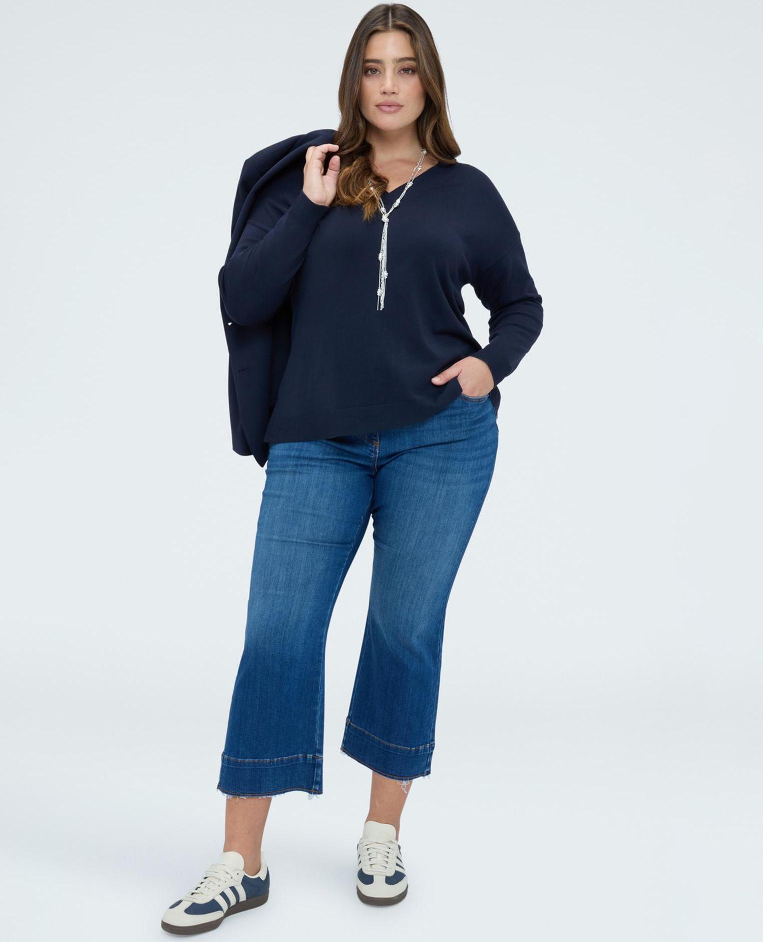 Fiorella Rubino - Vaqueros de mujer kick flare lavado azul.