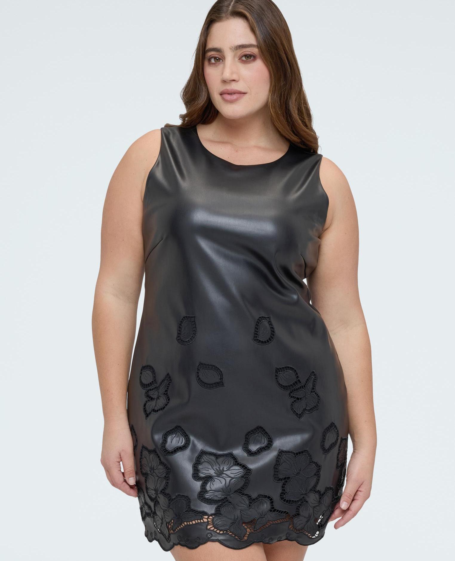 Vestido corto con detalles florales motivos florales calados - Fiorella Rubino - Negro Negro-1
