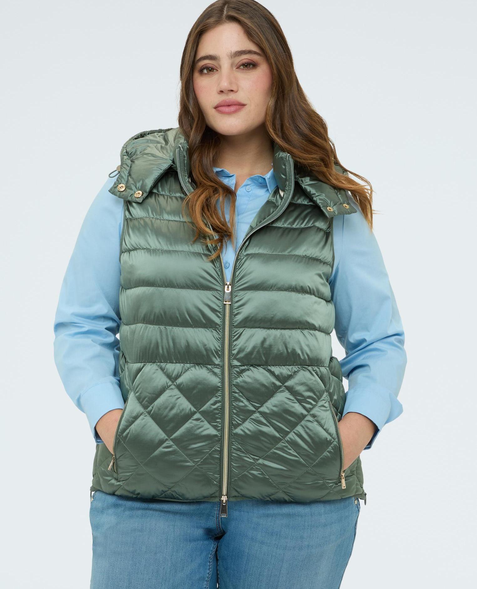 Chaleco de mujer acolchado con capucha - Fiorella Rubino - Verde claro Verde claro-1