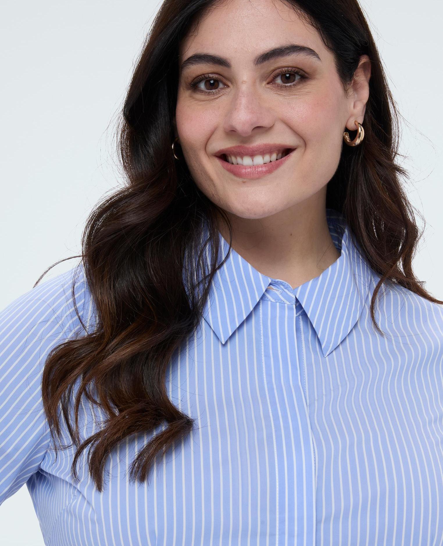 Camisa de mujer a rayas de algodón cuello clásico y mangas largas con puños - Fiorella Rubino - Azul claro Azul claro-4
