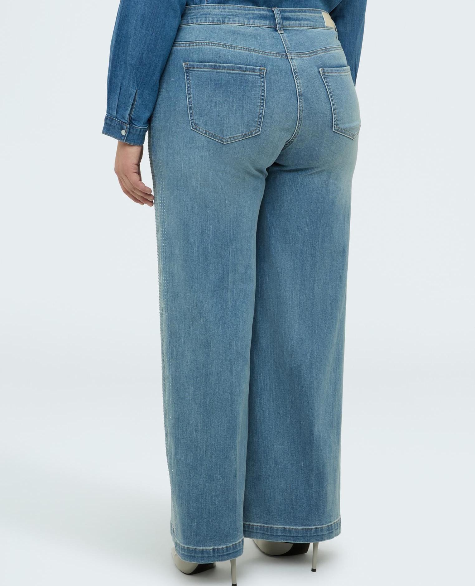 Vaqueros de mujer wide leg con aplicación floral - Fiorella Rubino - Azul claro Azul claro-2