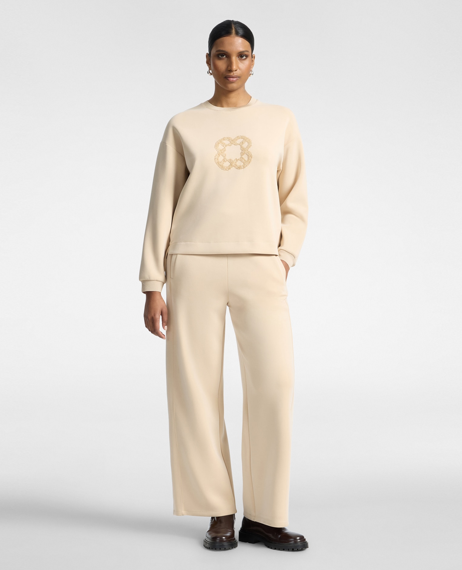 Sudadera de mujer con bordado monogram ajuste boxy con cuello redondo - Elena Miró - Beige Beige-3