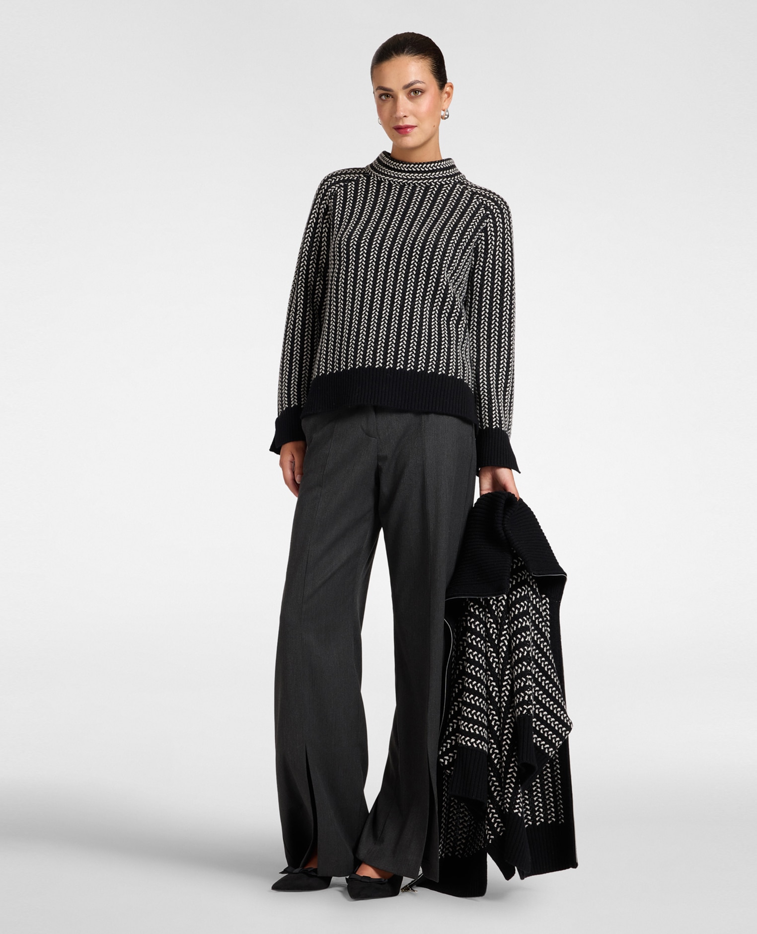 Jersey de mujer de pura lana con trenzas ajuste boxy y largo medio - Elena Miró - Negro Negro-3