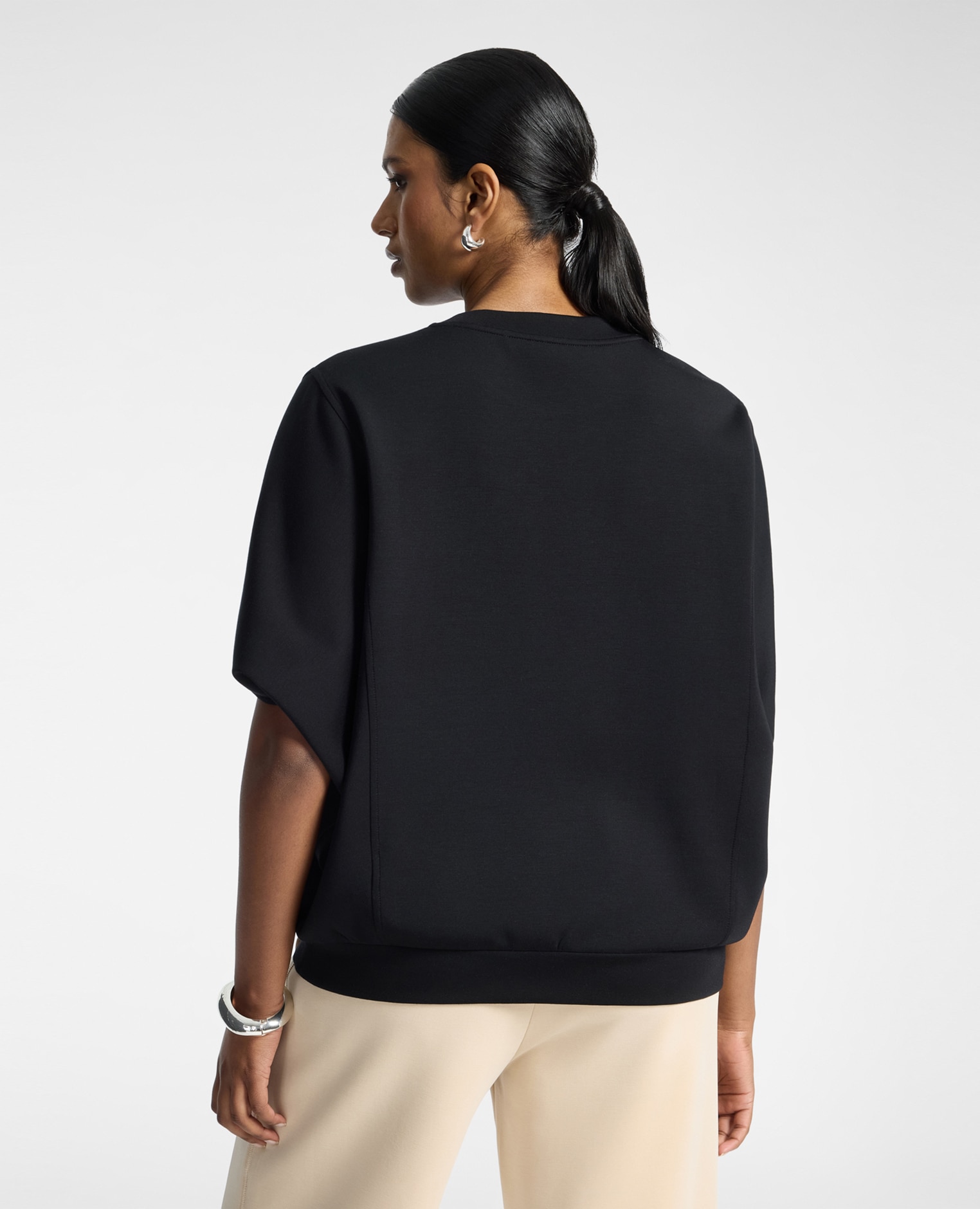 Sudadera de mujer en scuba ligero mezcla modal ajuste oversize con mangas cortas - Elena Miró - Negro Negro-2