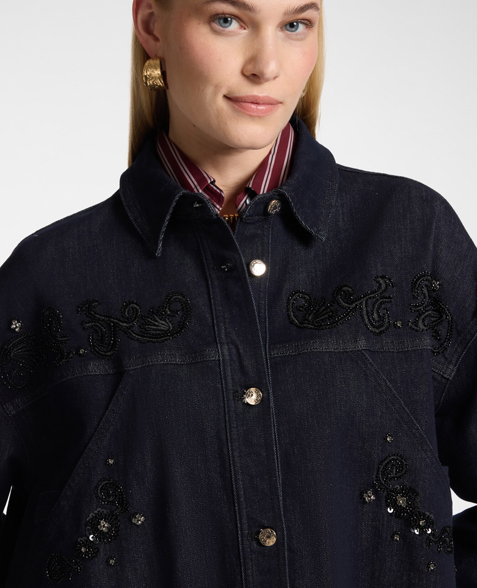 Chaqueta de mujer desestructurada en denim bordada ajuste oversize botones monogram - Elena Miró - Azul Azul-4