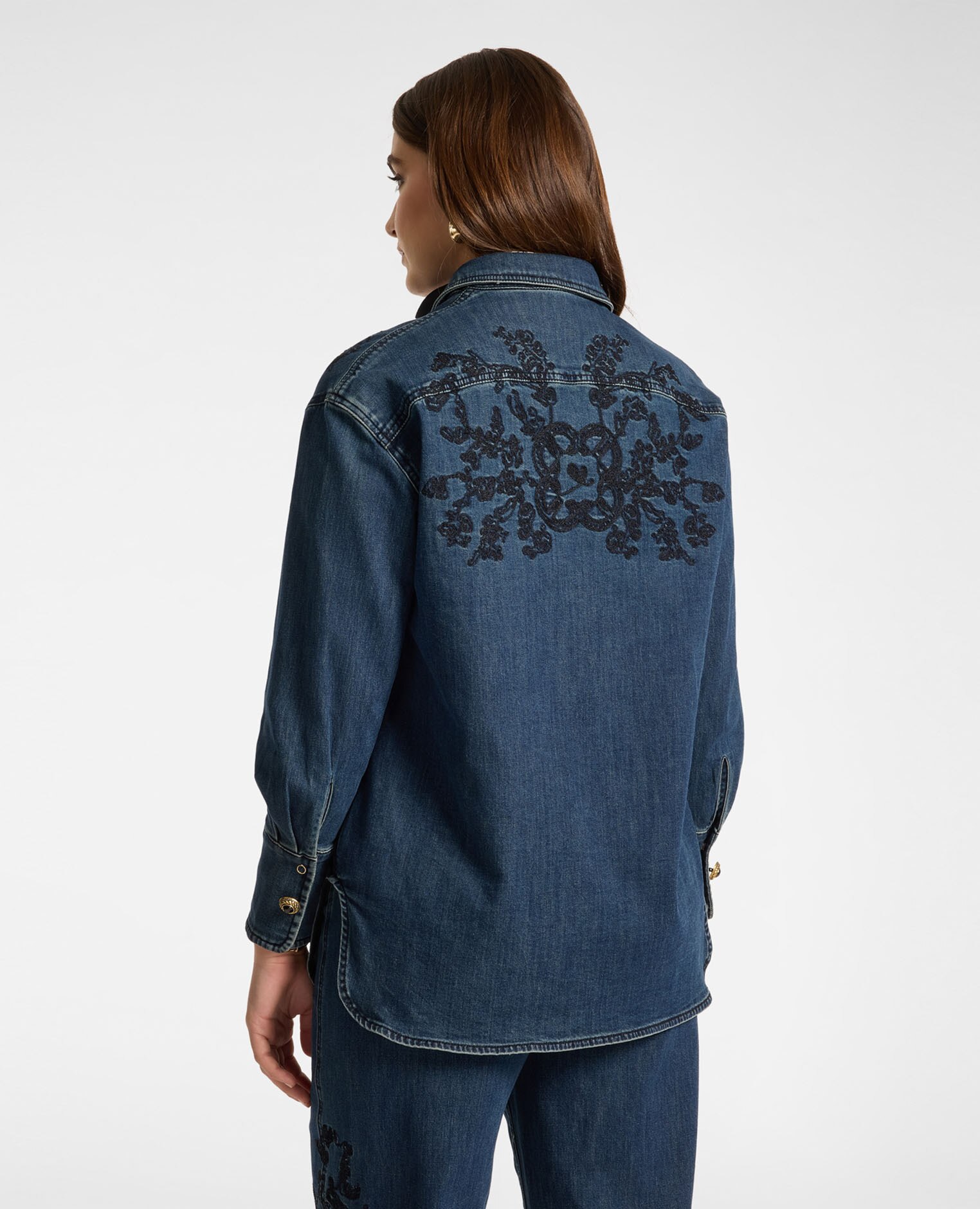 Camisa de mujer larga en denim con bordado modelo largo con ajuste regular cierre con botones - Elena Miró - Azul Azul-2