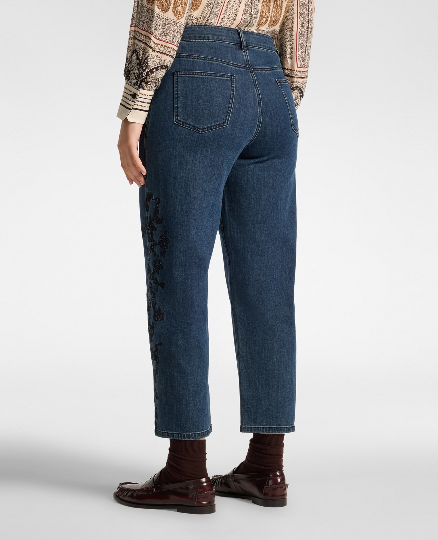 Jeans de mujer regular en denim con bordados florales cierre con botones y cremallera - Elena Miró - Azul Azul-2