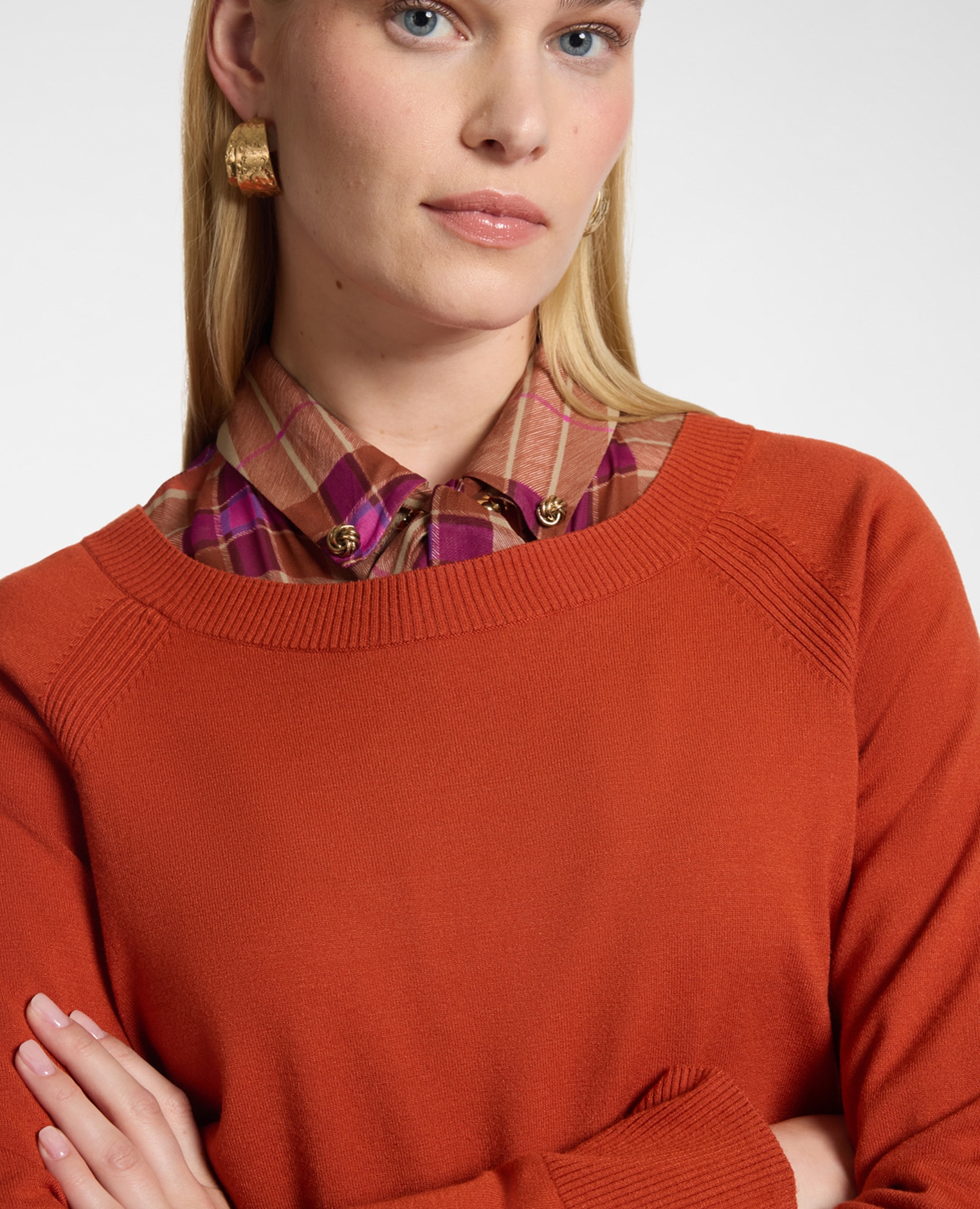 Jersey de mujer de cuello redondo en viscosa ajuste regular y longitud media Naranja Elena Miró Naranja-4