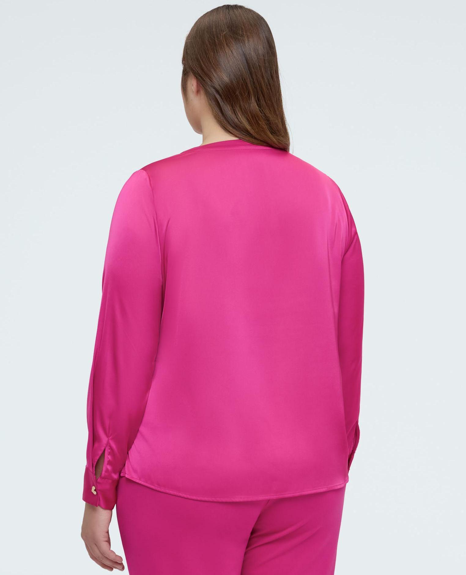 Blusa de mujer de raso con botones en forma de corazón mangas largas con puños reversibles - Fiorella Rubino - Fucsia Fucsia-2