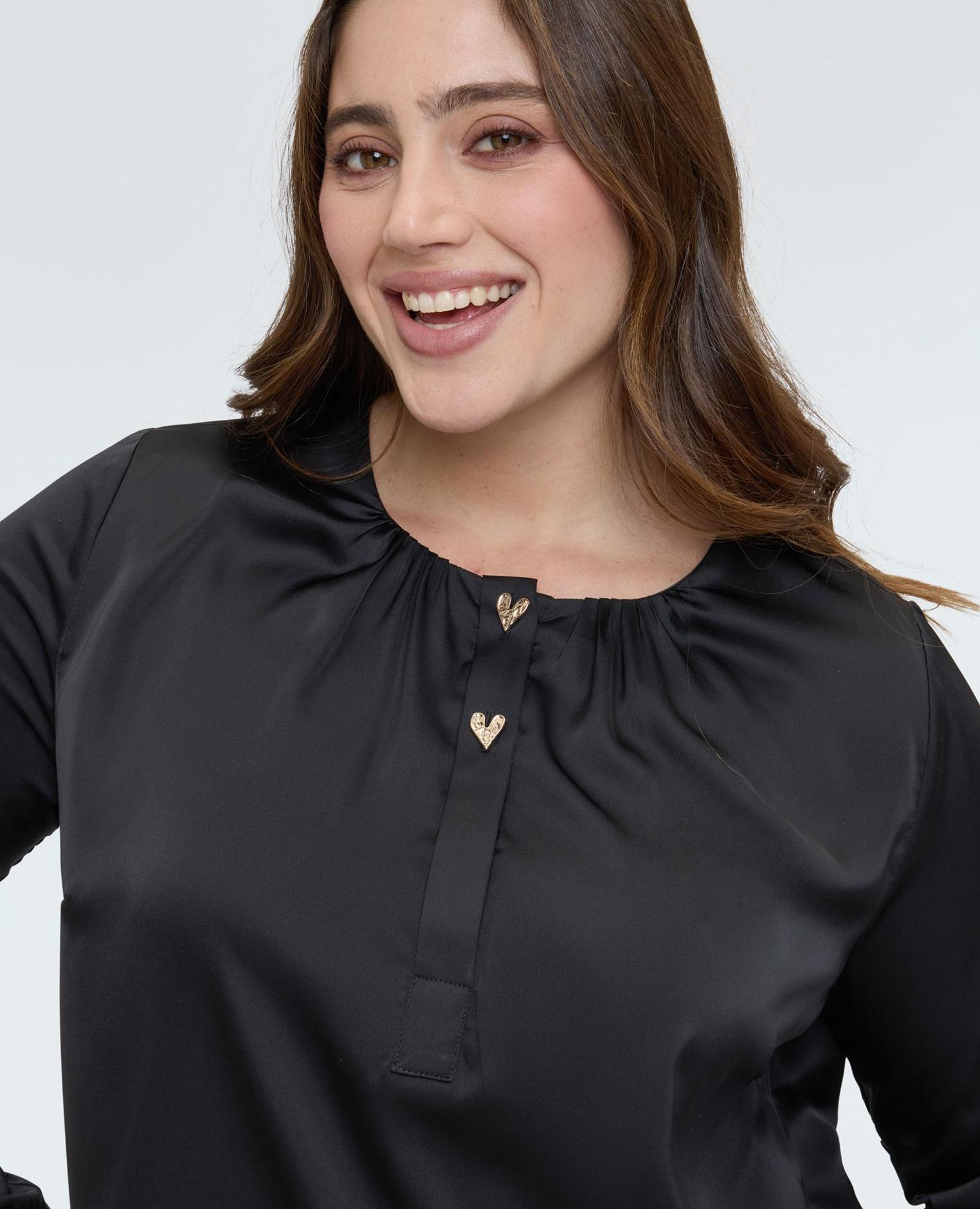 Blusa de mujer de raso con botones en forma de corazón mangas largas con puños reversibles - Fiorella Rubino - Negro Negro-4