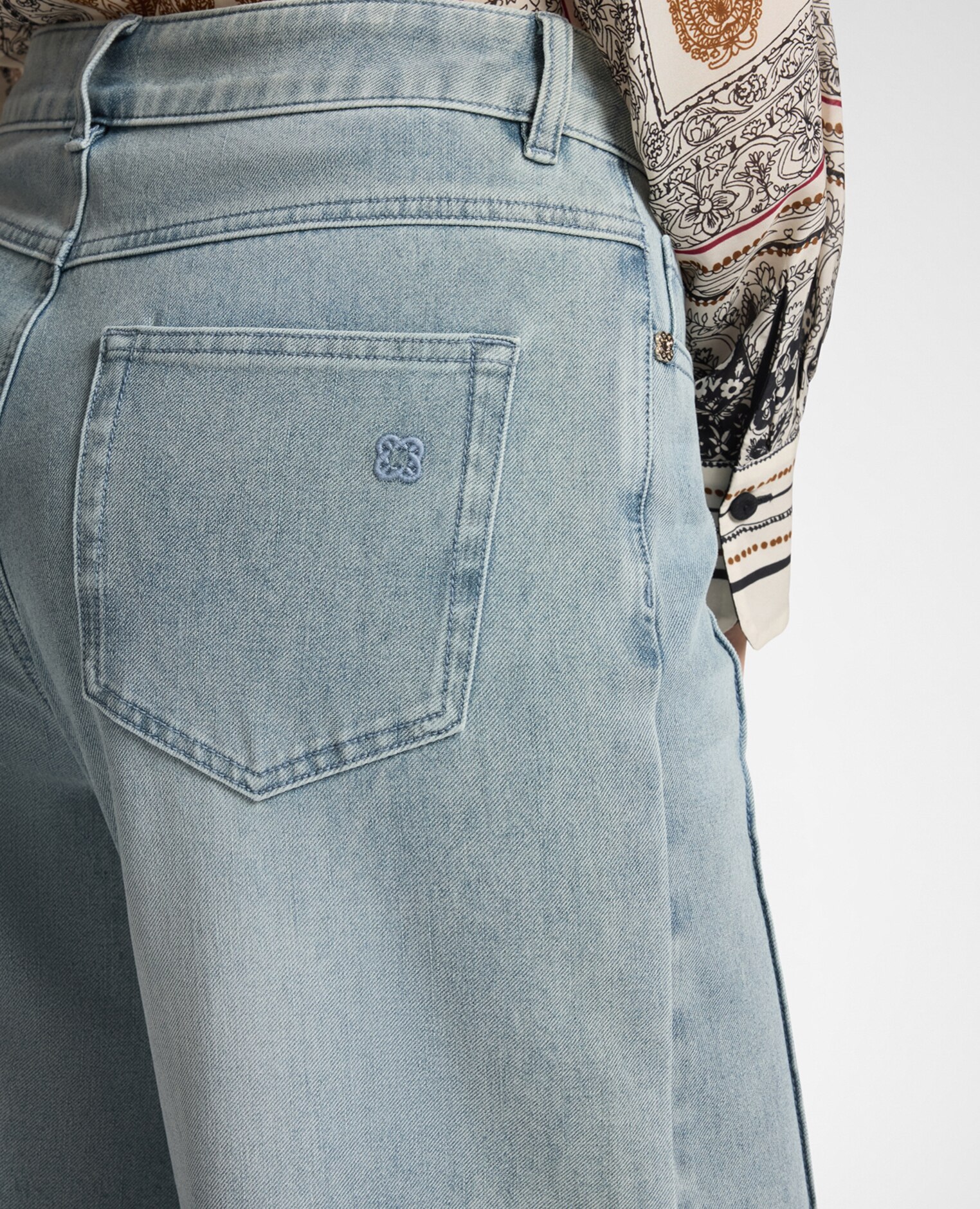Jeans de mujer washed wide leg ajuste ancho con cierre de botones y cremallera - Elena Miró - Azul Azul-4