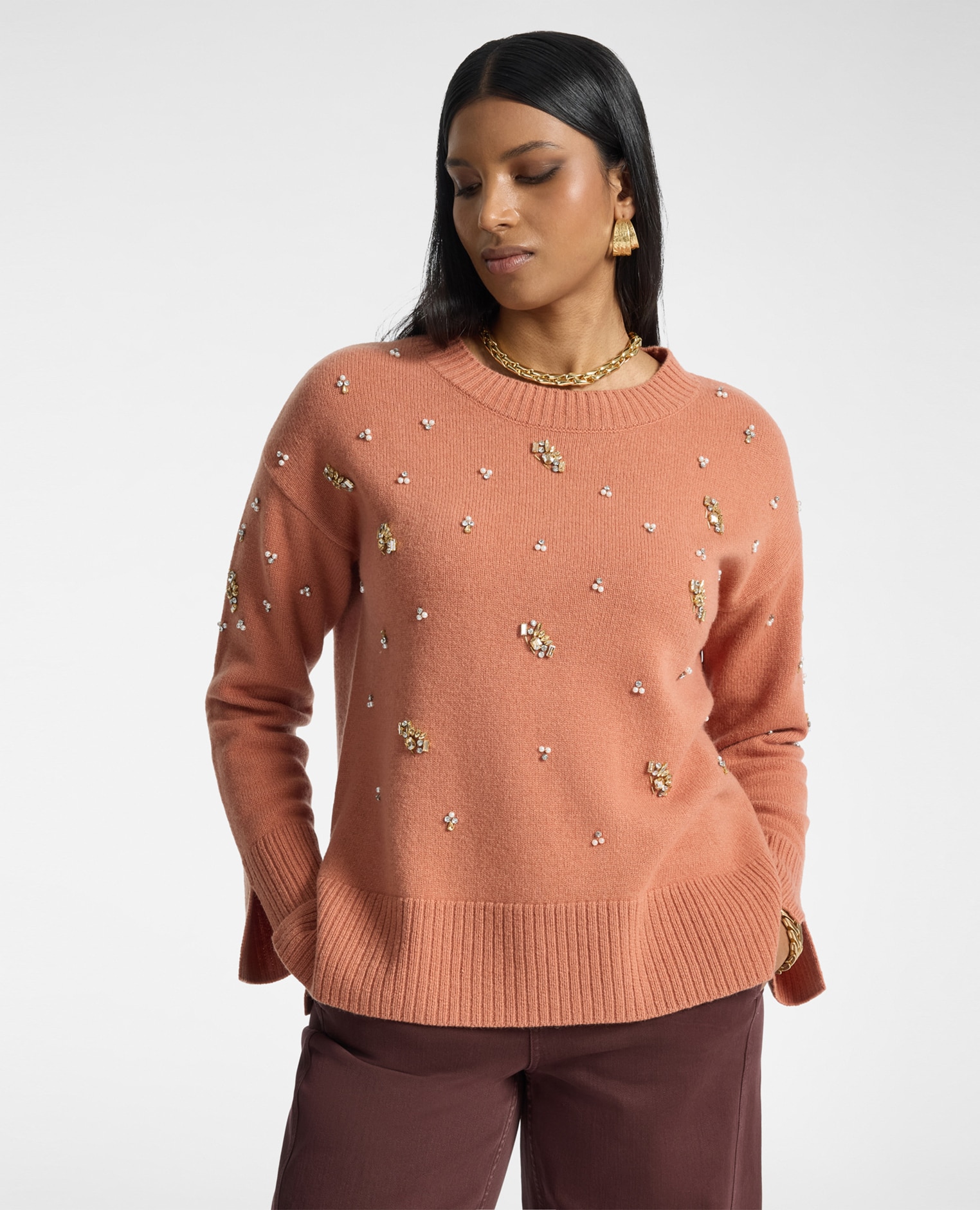 Jersey de mujer de cuello redondo en pura lana con bordado ajuste boxy y largo medio - Elena Miró - Rosa Rosa-1