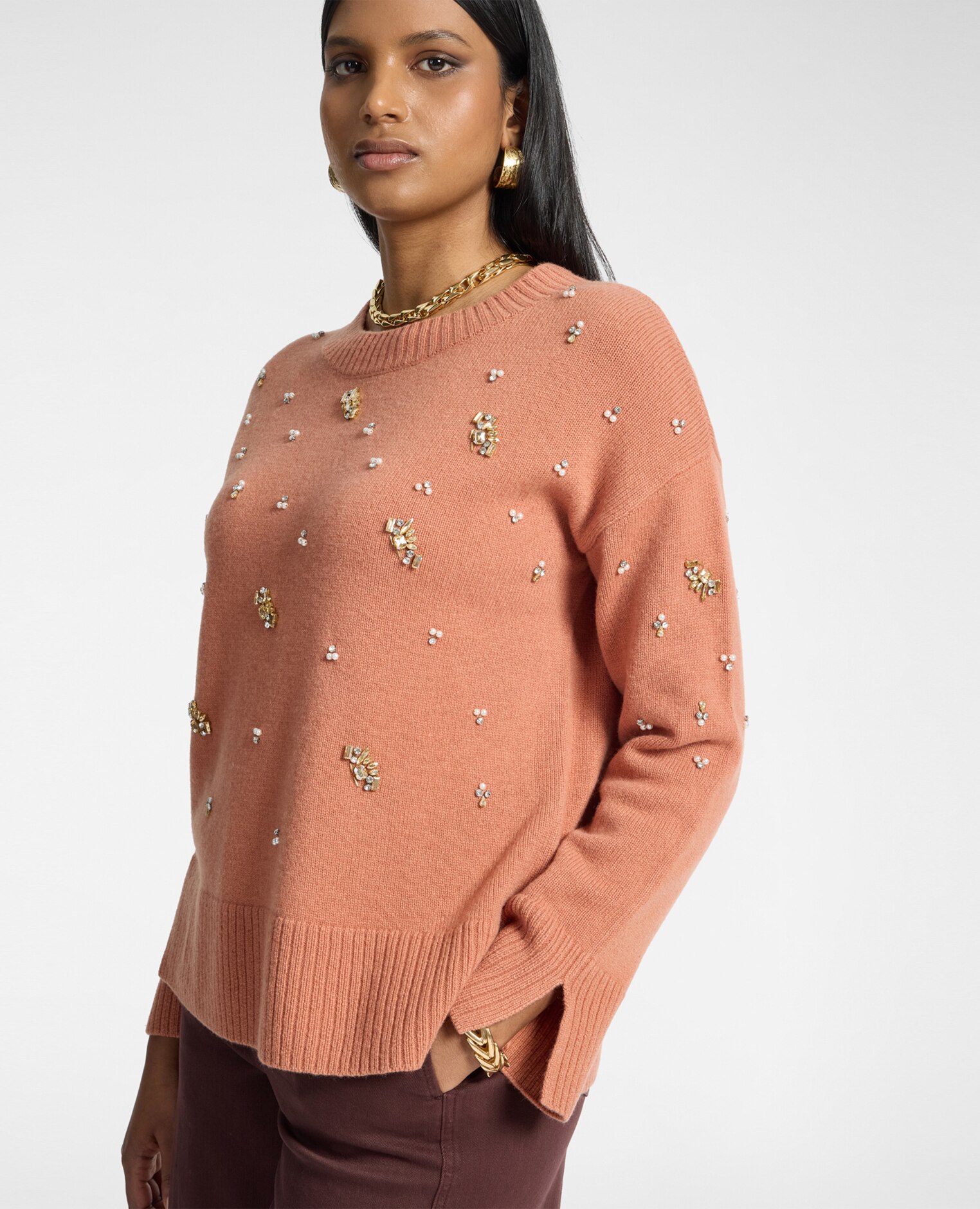 Jersey de mujer de cuello redondo en pura lana con bordado ajuste boxy y largo medio - Elena Miró - Rosa Rosa-4